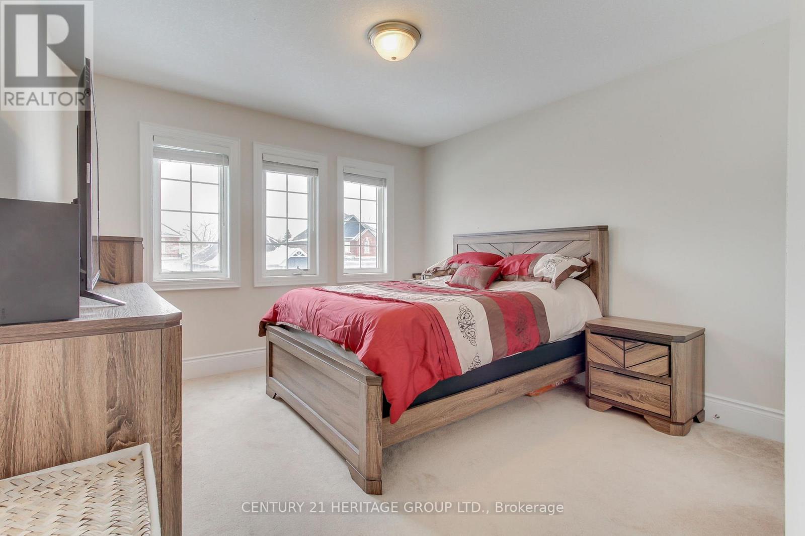 16 Tim Jacobs Drive, Georgina (keswick South), Ontario