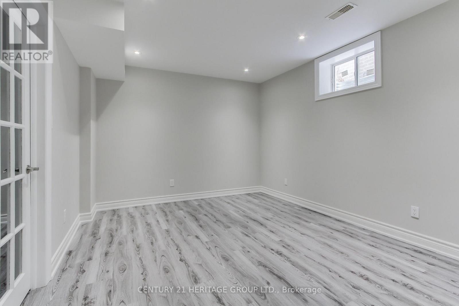 16 Tim Jacobs Drive, Georgina (keswick South), Ontario