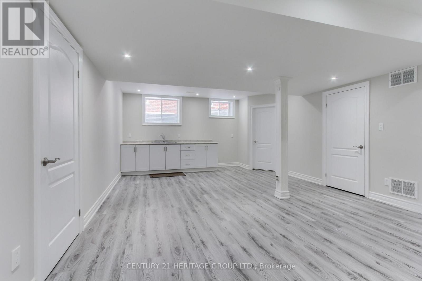 16 Tim Jacobs Drive, Georgina (keswick South), Ontario