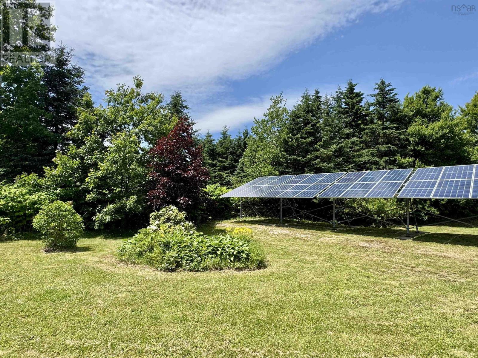 11 Old Cabin Lake Road, Lake Charlotte, Nova Scotia