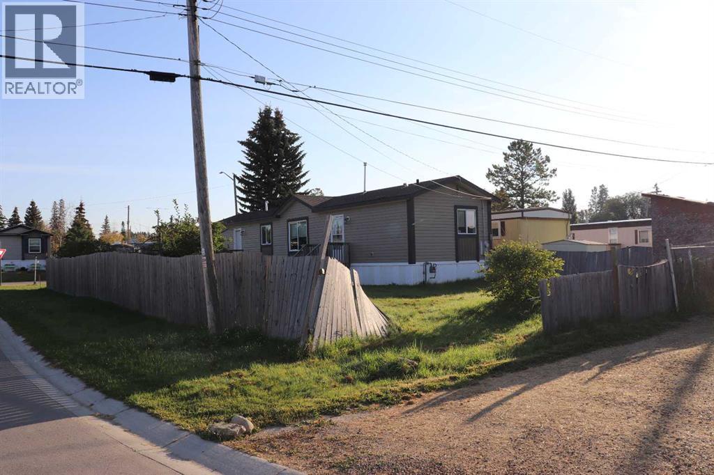 810 52 Street, Edson, Alberta
