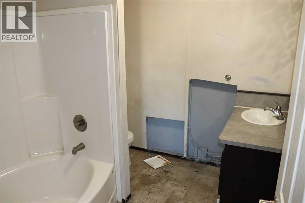 810 52 Street, Edson, Alberta