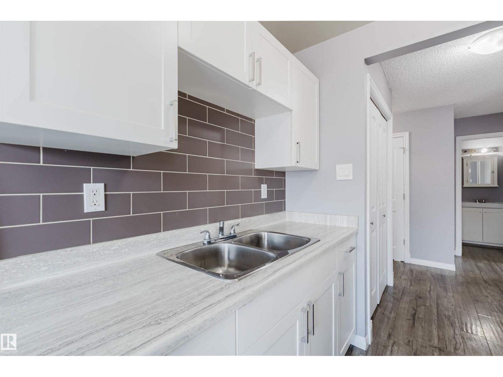 #307 10140 151 St Nw, Edmonton, Alberta