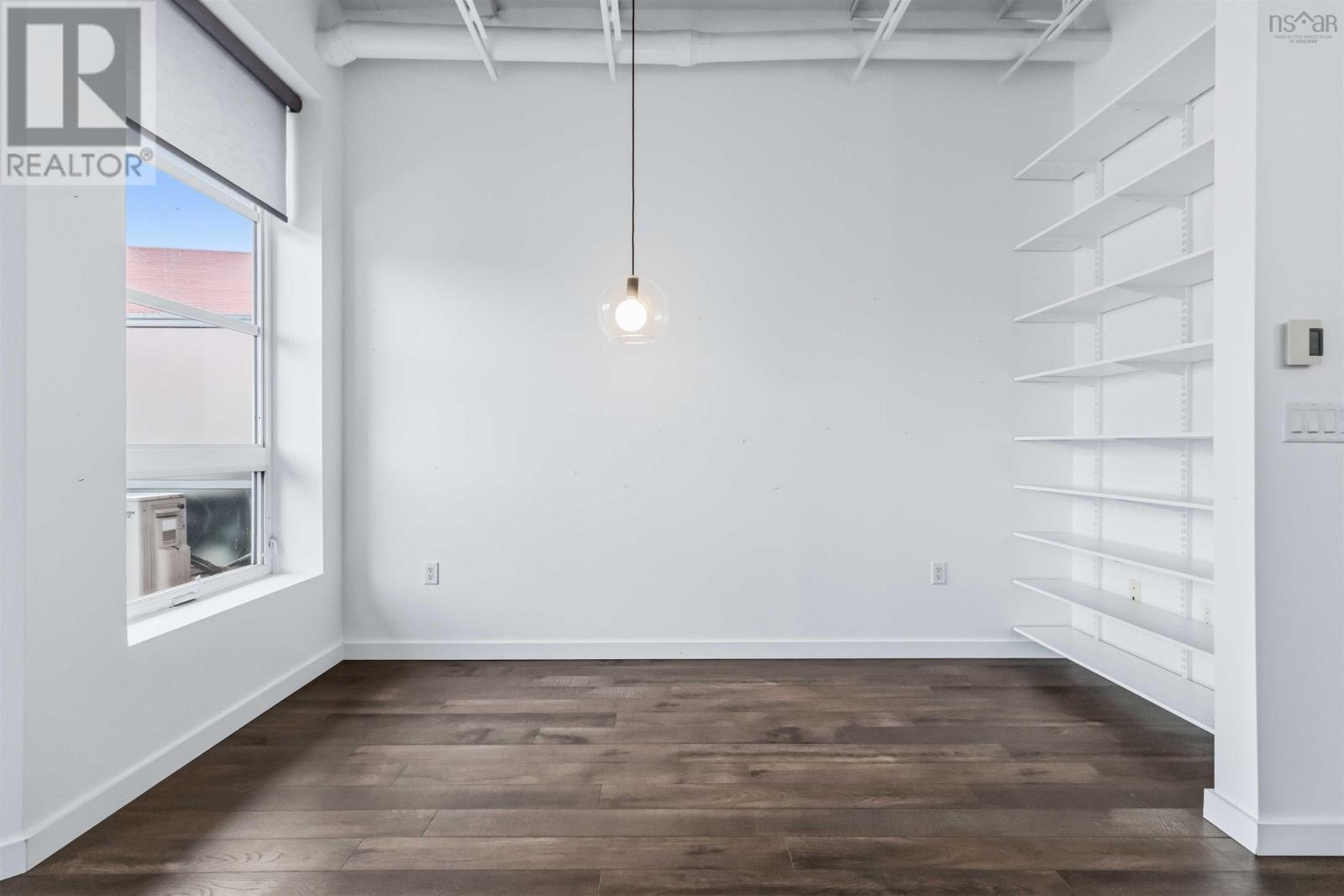 513 5221 Nora Bernard Street, Halifax, Nova Scotia