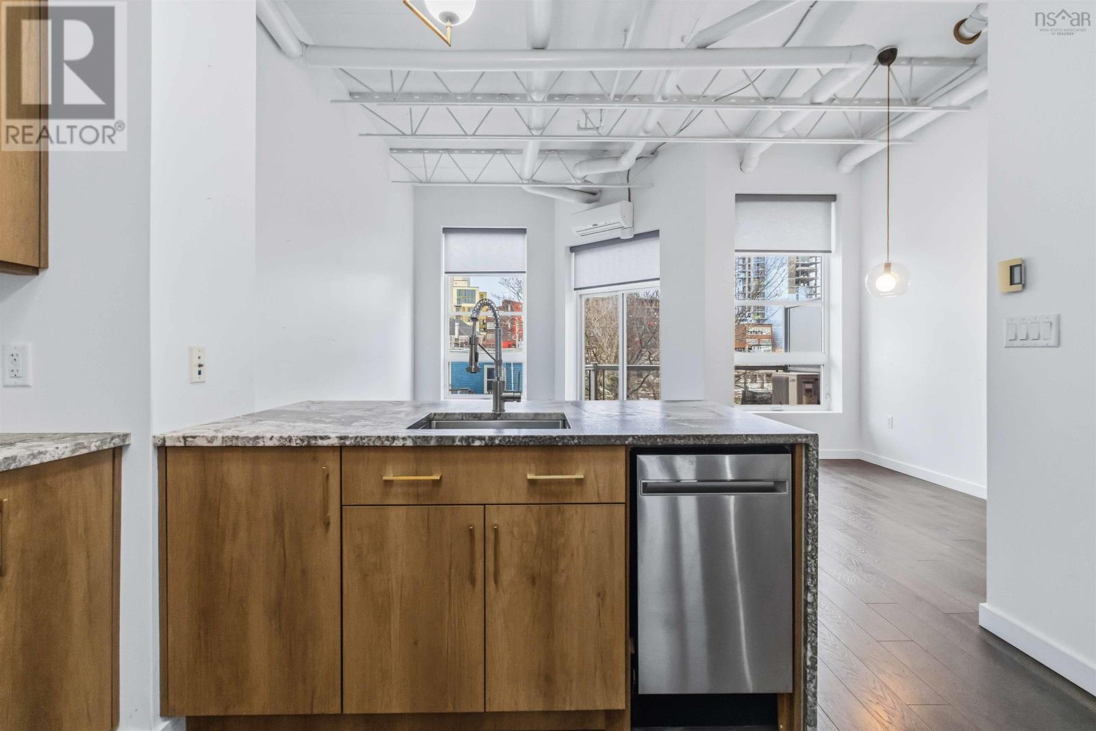 513 5221 Nora Bernard Street, Halifax, Nova Scotia