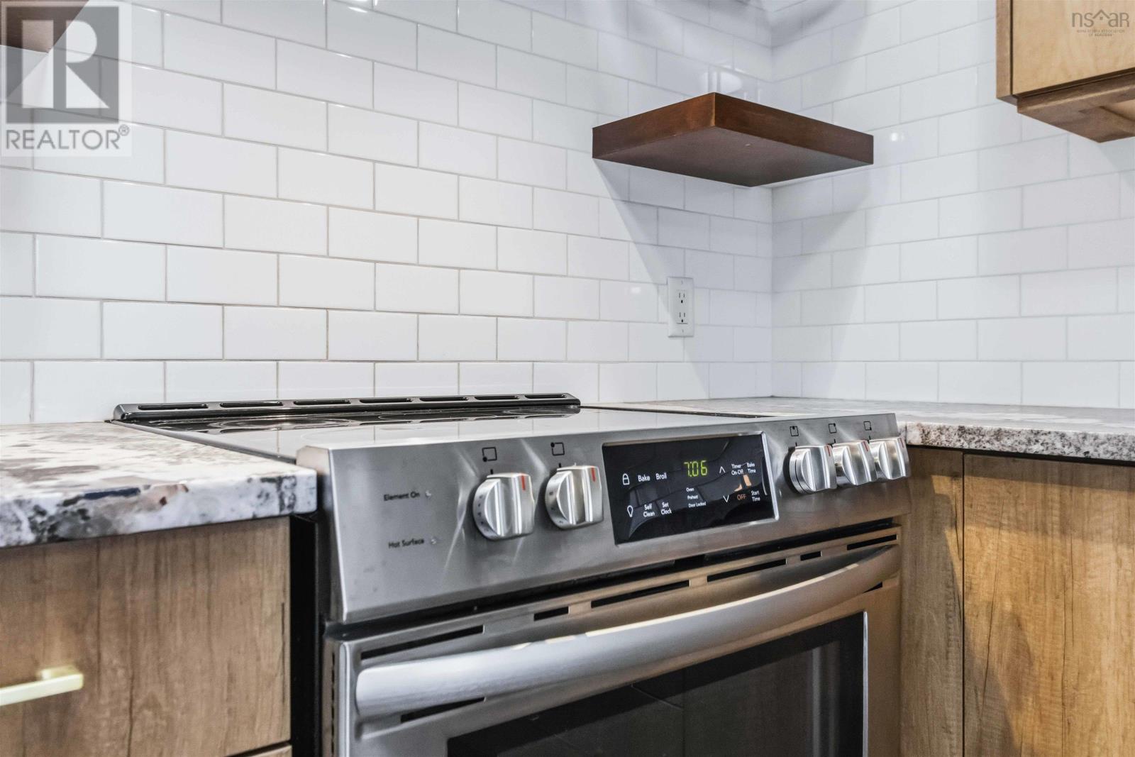 513 5221 Nora Bernard Street, Halifax, Nova Scotia