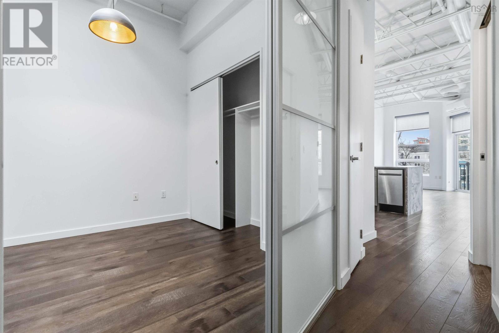 513 5221 Nora Bernard Street, Halifax, Nova Scotia