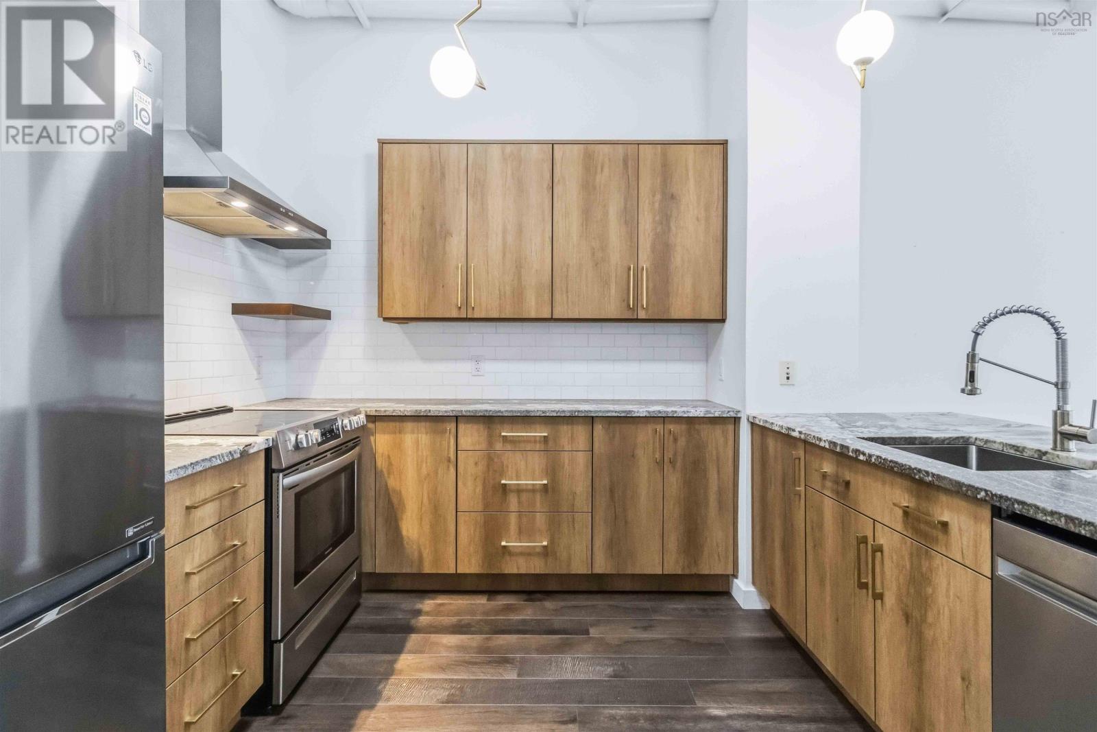 513 5221 Nora Bernard Street, Halifax, Nova Scotia