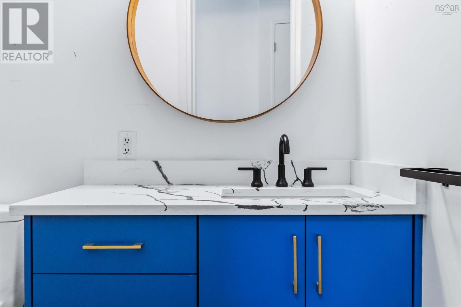 513 5221 Nora Bernard Street, Halifax, Nova Scotia