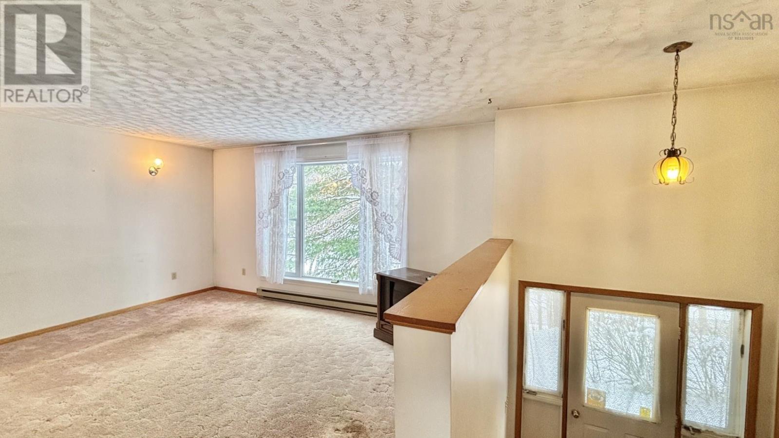 82 Highbury Road, New Minas, Nova Scotia