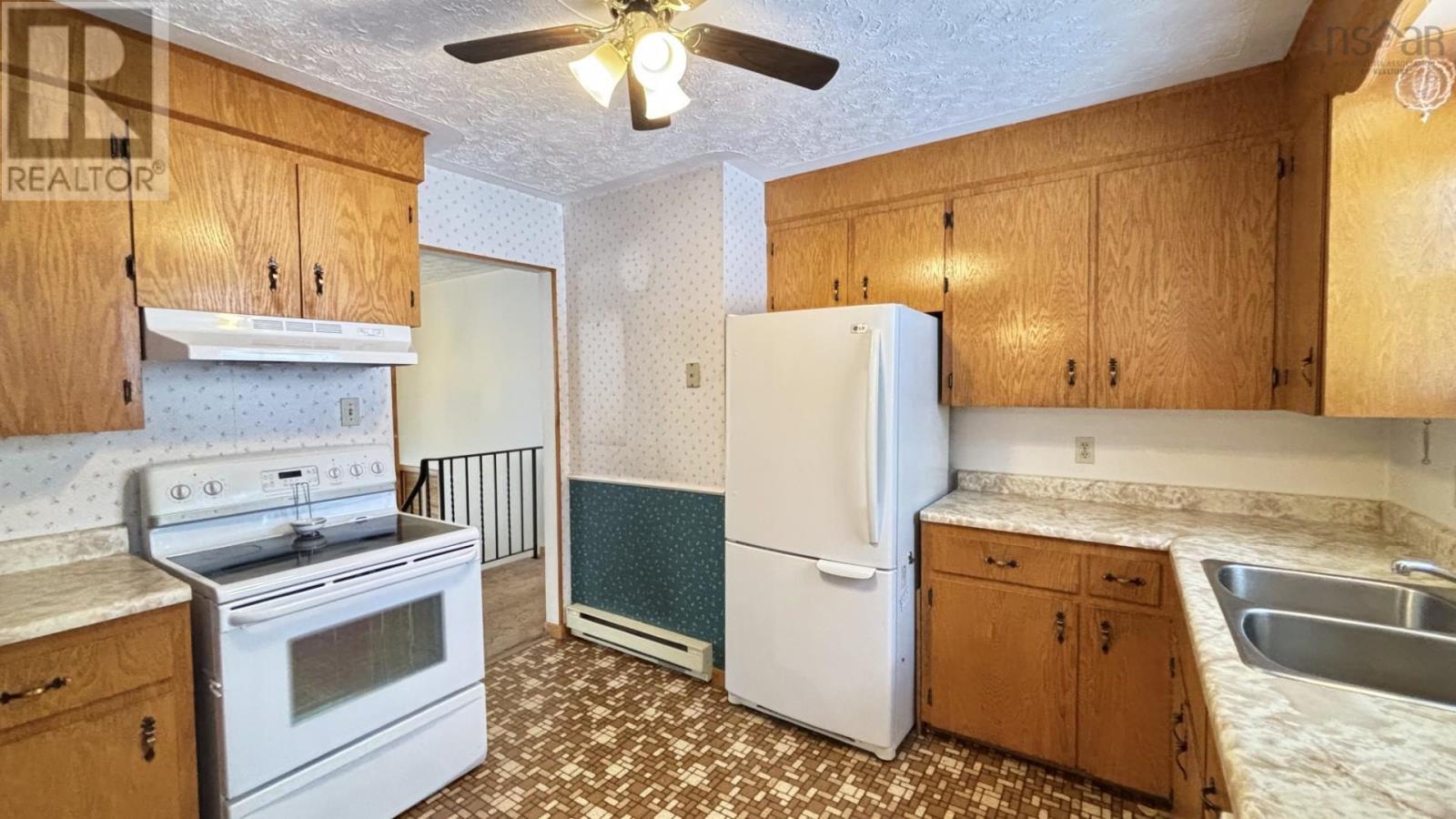 82 Highbury Road, New Minas, Nova Scotia