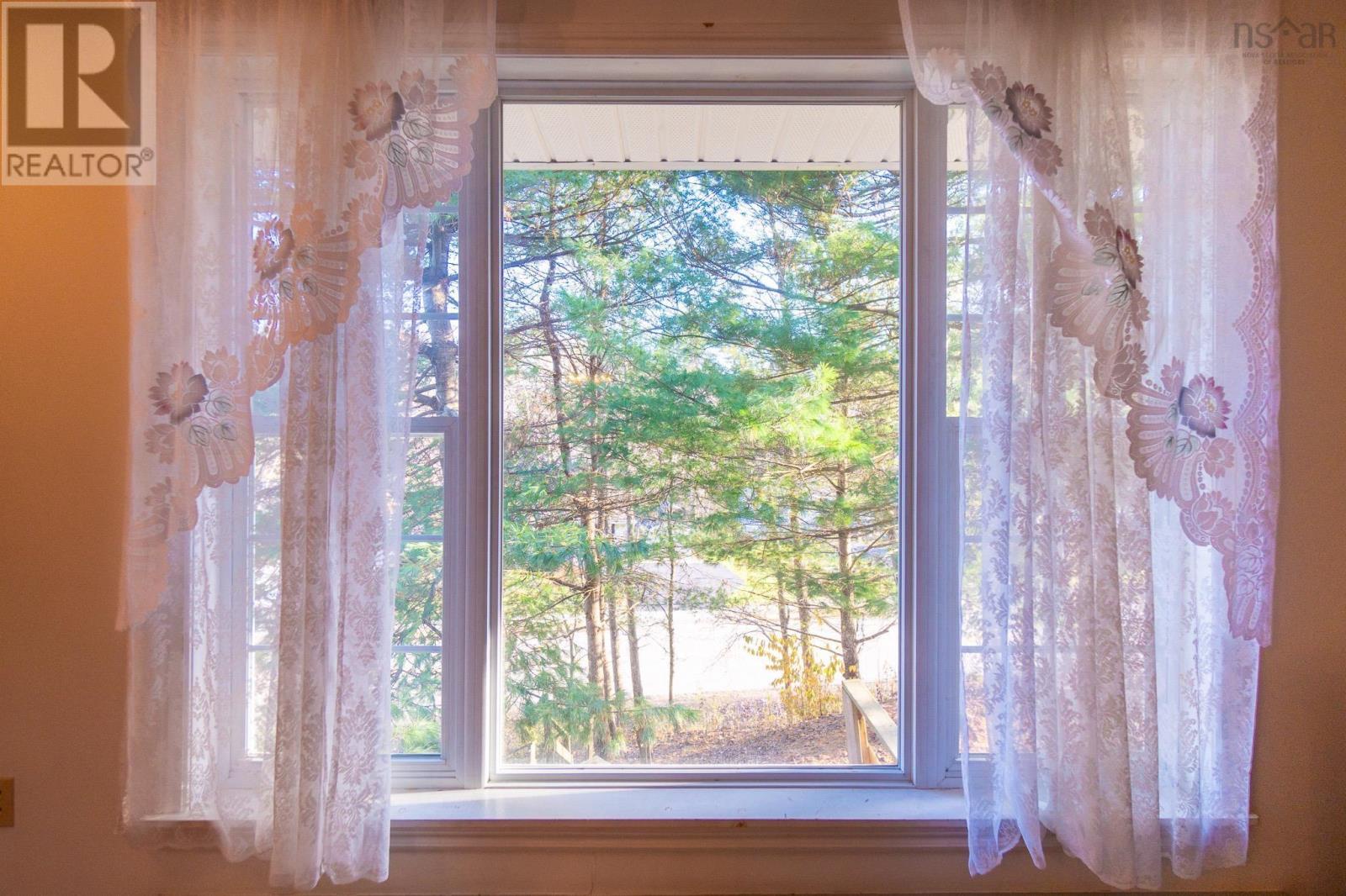 82 Highbury Road, New Minas, Nova Scotia