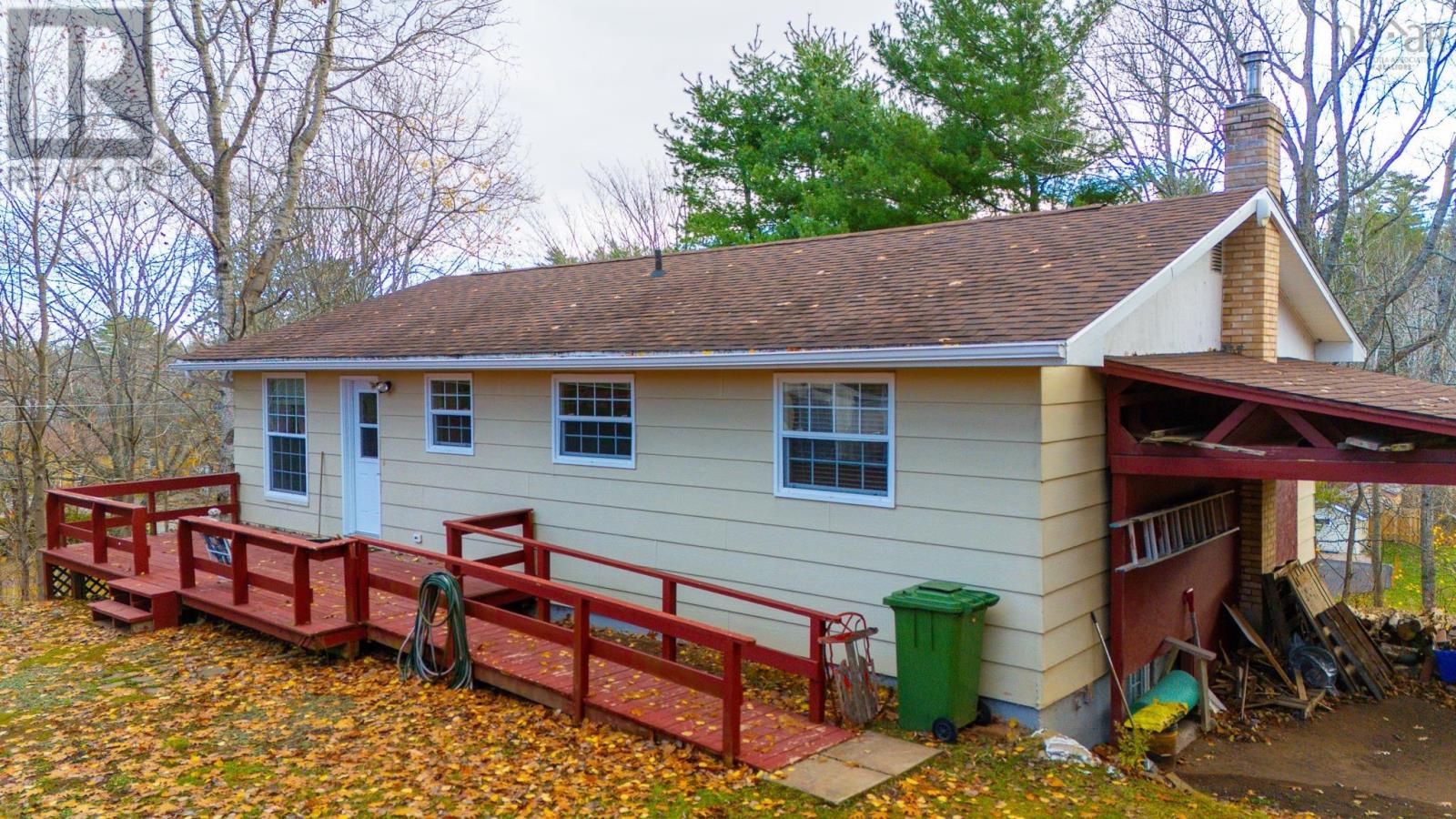 82 Highbury Road, New Minas, Nova Scotia