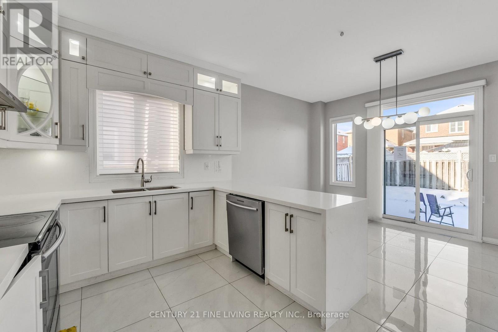 3 Sailwind Road, Brampton (sandringham-wellington), Ontario