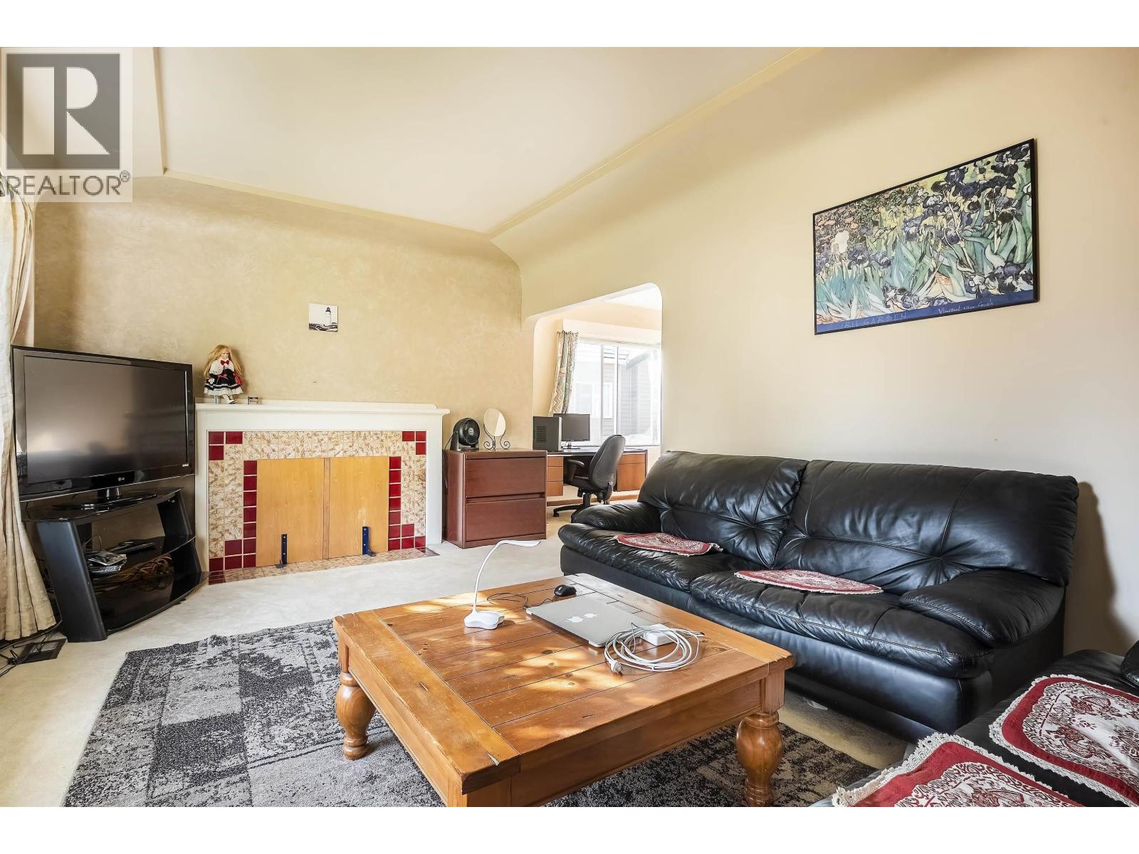 7989 Mcgregor Avenue, Burnaby, British Columbia