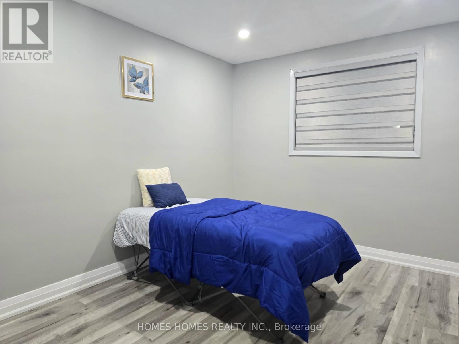 65 Elnathan Crescent, Toronto (humber Summit), Ontario