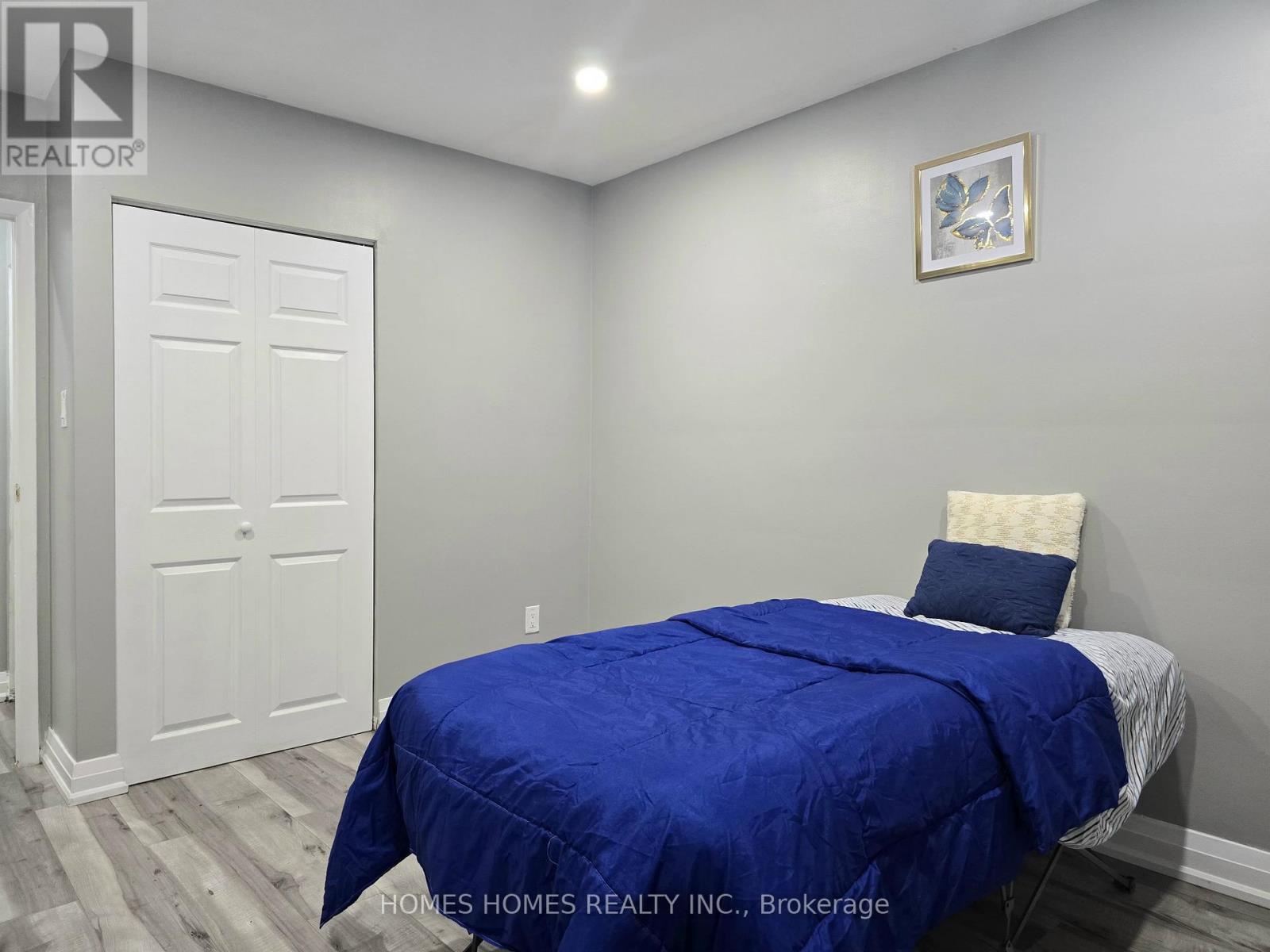 65 Elnathan Crescent, Toronto (humber Summit), Ontario