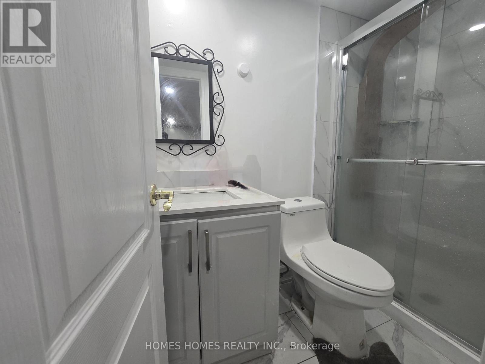 65 Elnathan Crescent, Toronto (humber Summit), Ontario