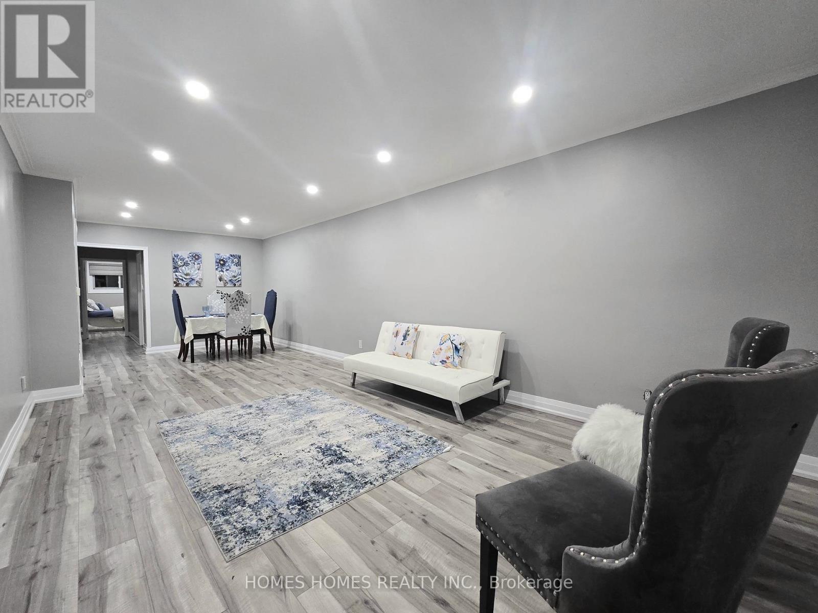 65 Elnathan Crescent, Toronto (humber Summit), Ontario