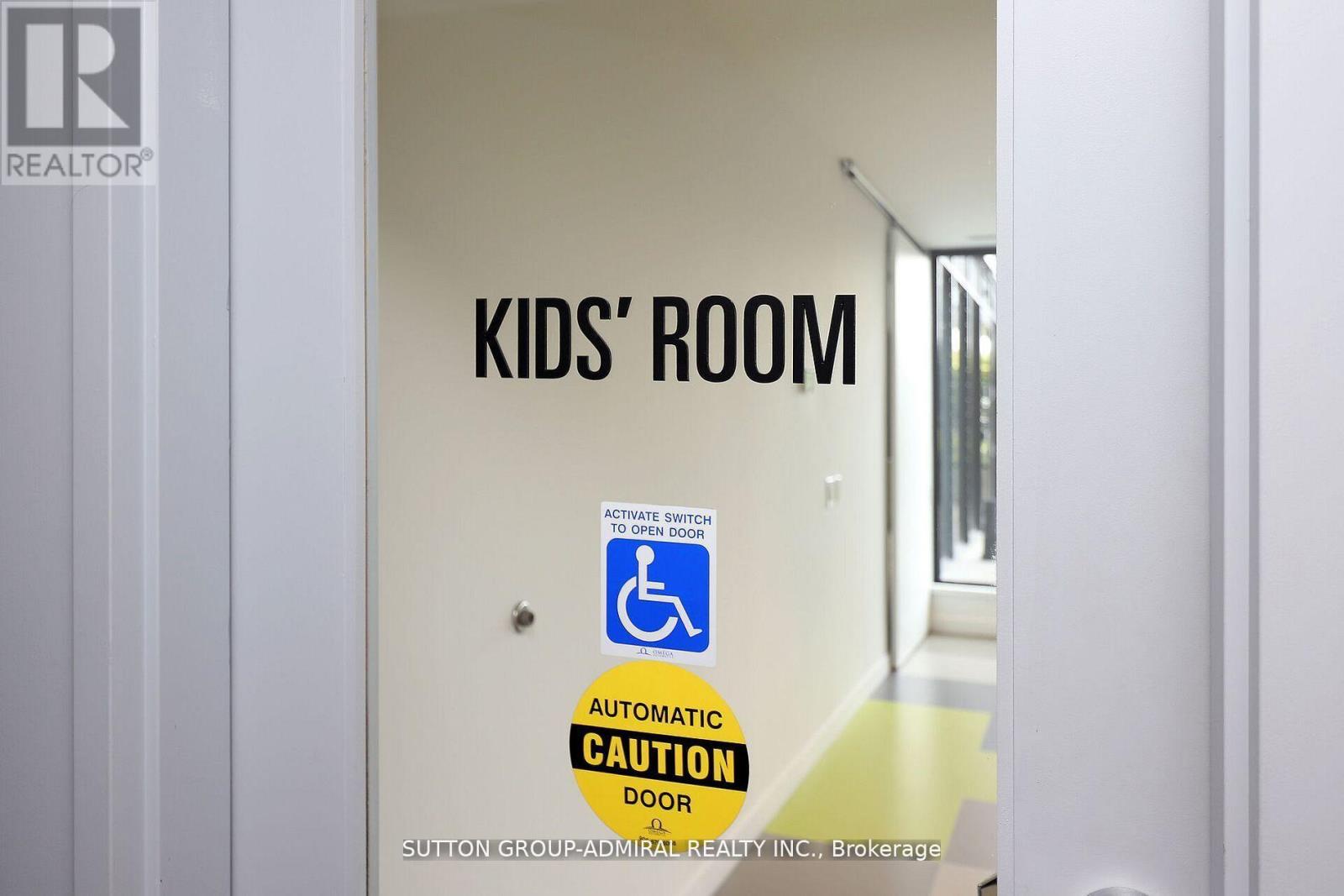 404 - 7 Smith Crescent, Toronto (stonegate-queensway), Ontario