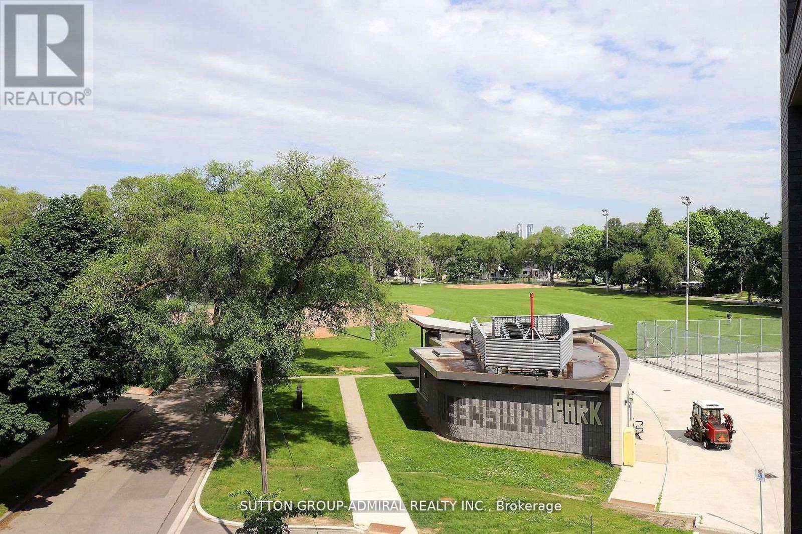 404 - 7 Smith Crescent, Toronto (stonegate-queensway), Ontario