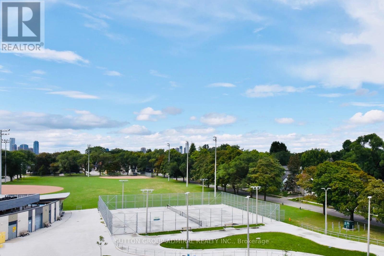 404 - 7 Smith Crescent, Toronto (stonegate-queensway), Ontario