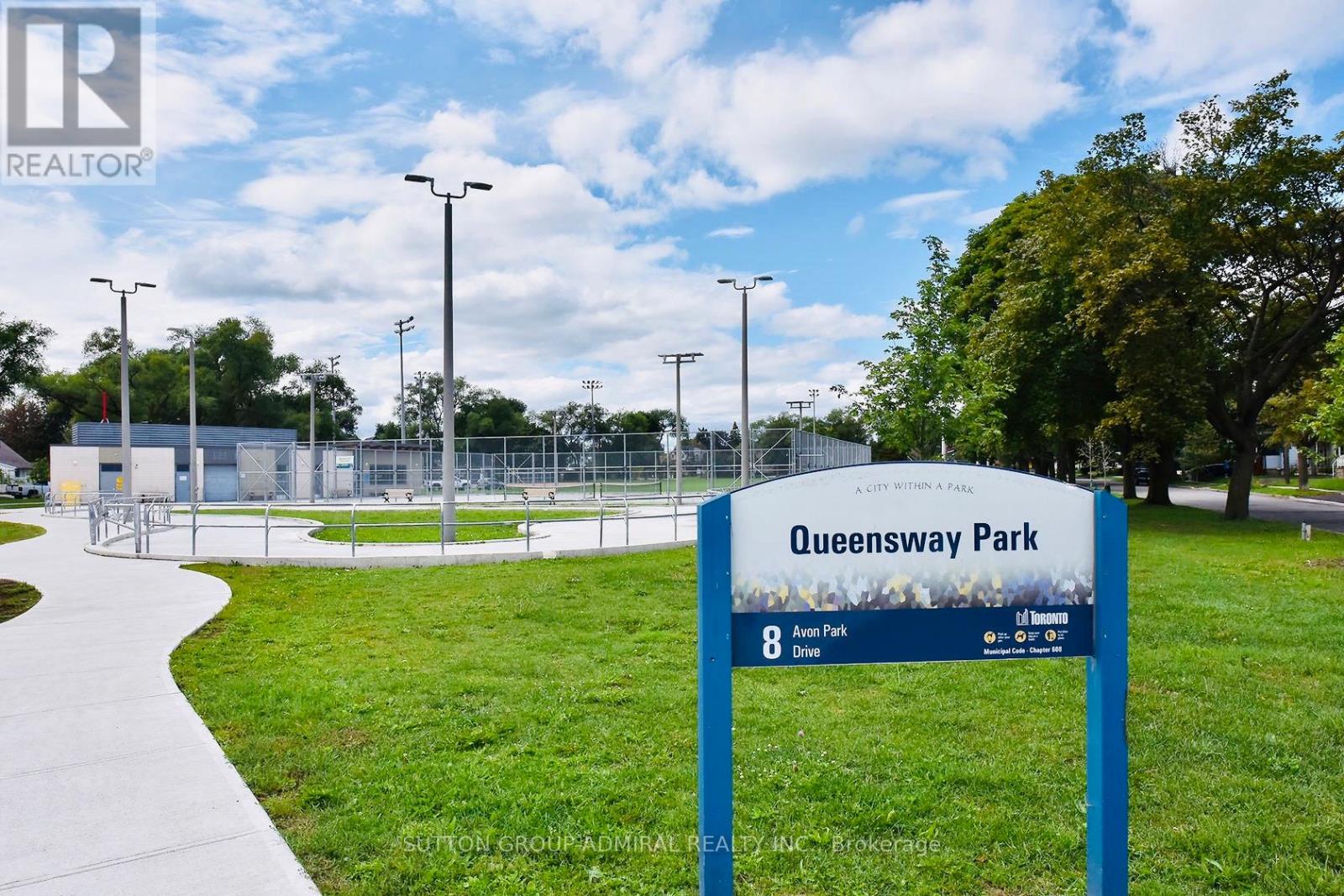 404 - 7 Smith Crescent, Toronto (stonegate-queensway), Ontario