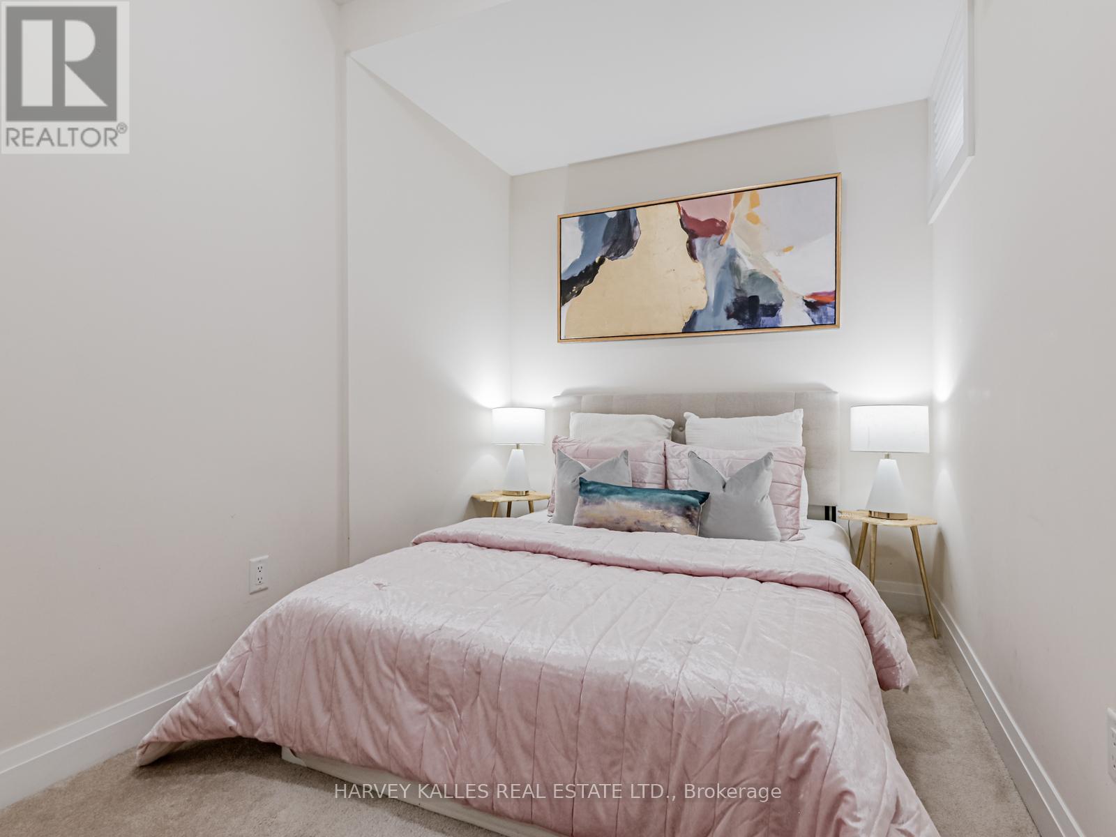 55 - 19 Eldora Avenue, Toronto (newtonbrook West), Ontario