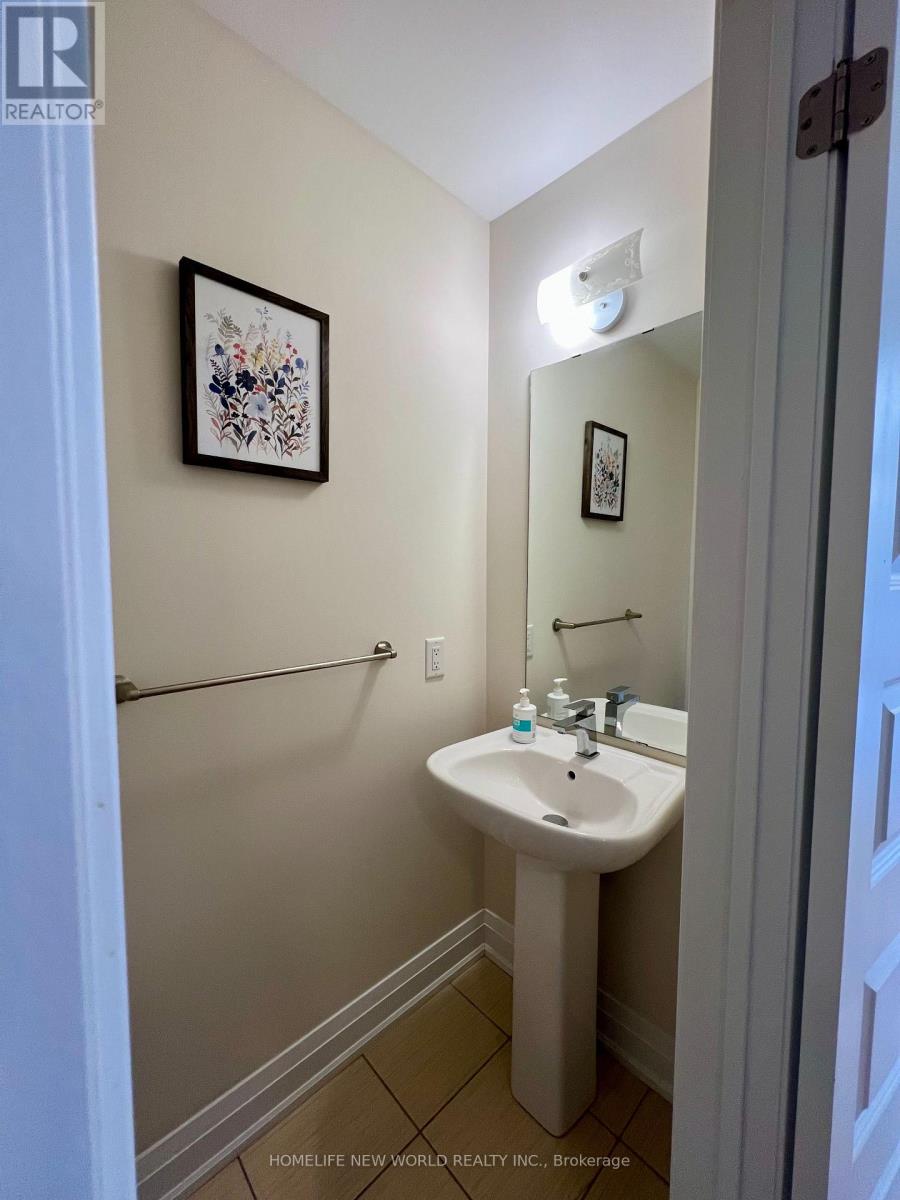 23 - 15 Eldora Ave, Unit 23 Eldora Avenue, Toronto (newtonbrook West), Ontario