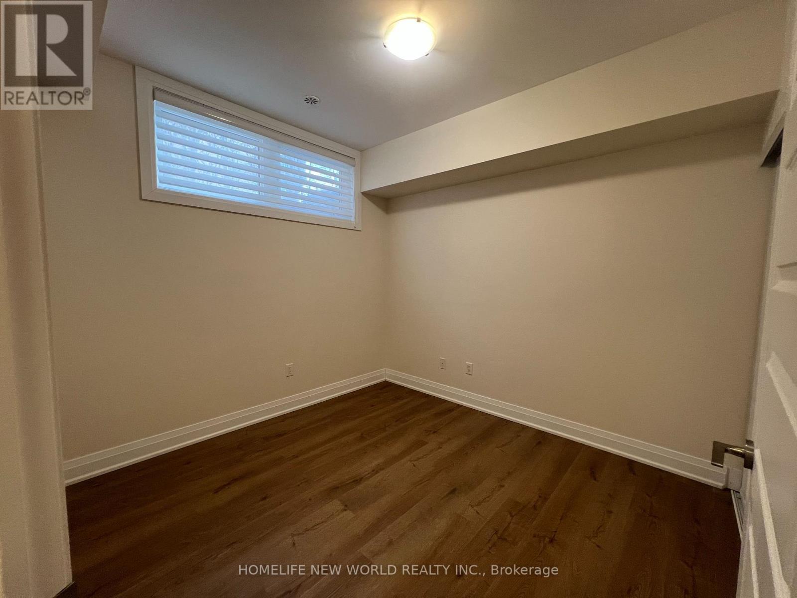 23 - 15 Eldora Ave, Unit 23 Eldora Avenue, Toronto (newtonbrook West), Ontario