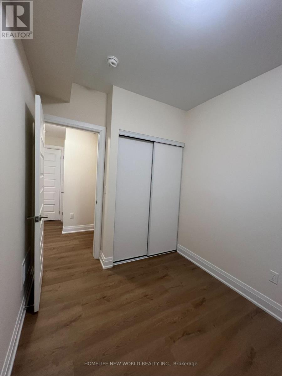 23 - 15 Eldora Ave, Unit 23 Eldora Avenue, Toronto (newtonbrook West), Ontario