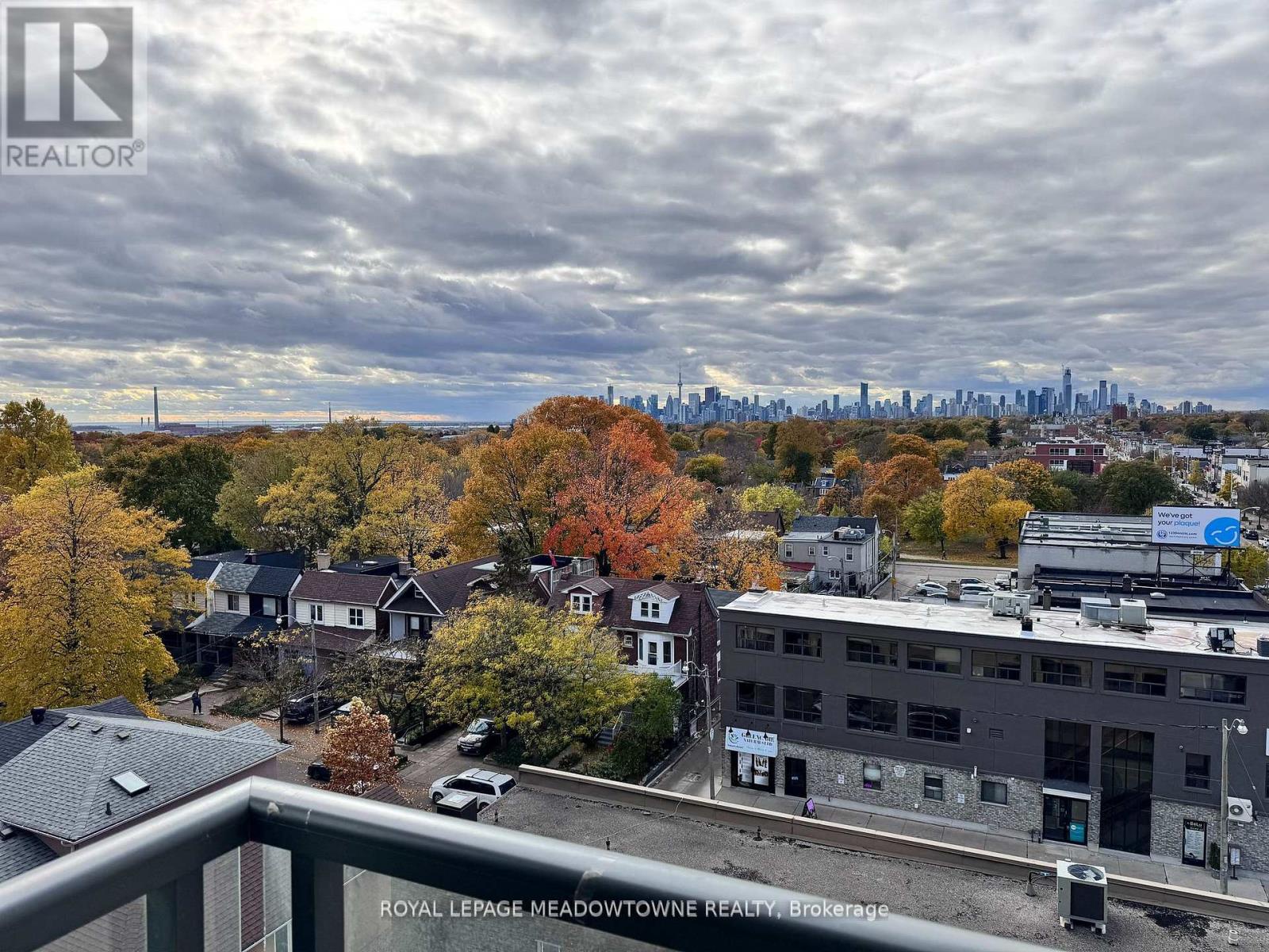 601 - 2055 Danforth Avenue, Toronto (woodbine Corridor), Ontario