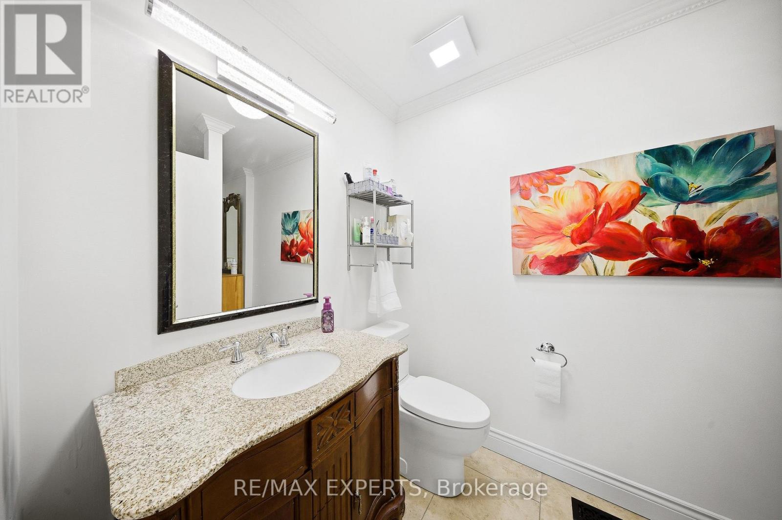 16 Navenby Crescent, Toronto (humber Summit), Ontario