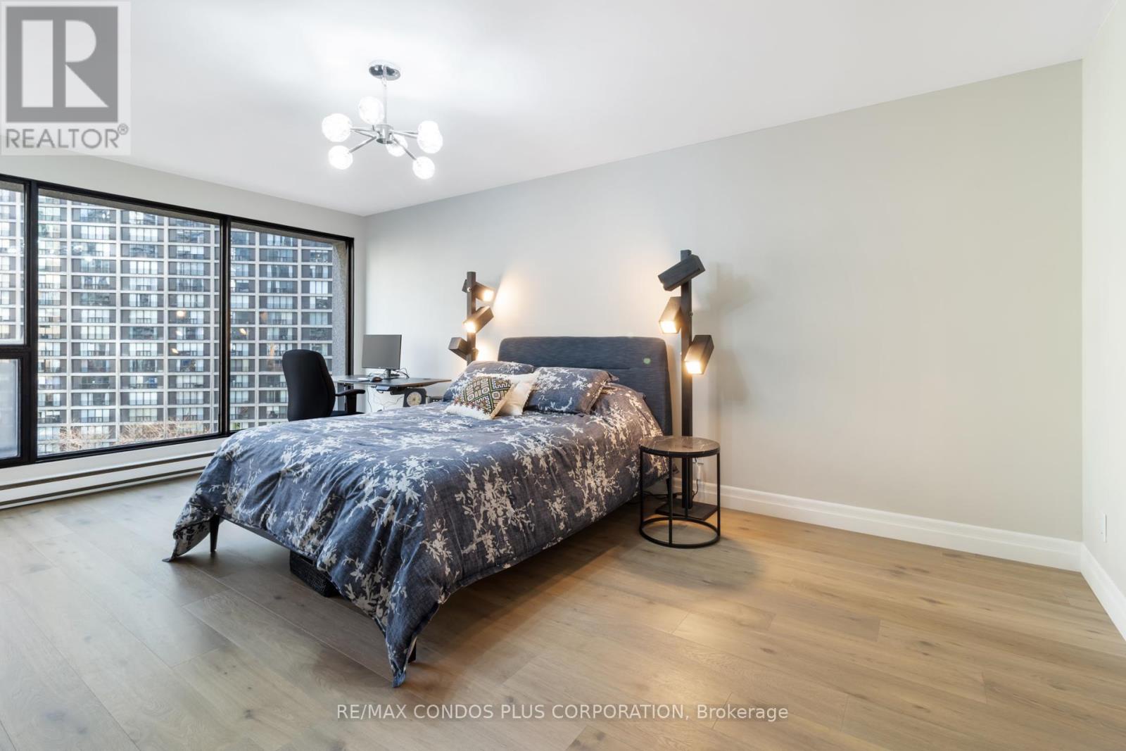 1318 - 55 Harbour Square, Toronto (waterfront Communities), Ontario