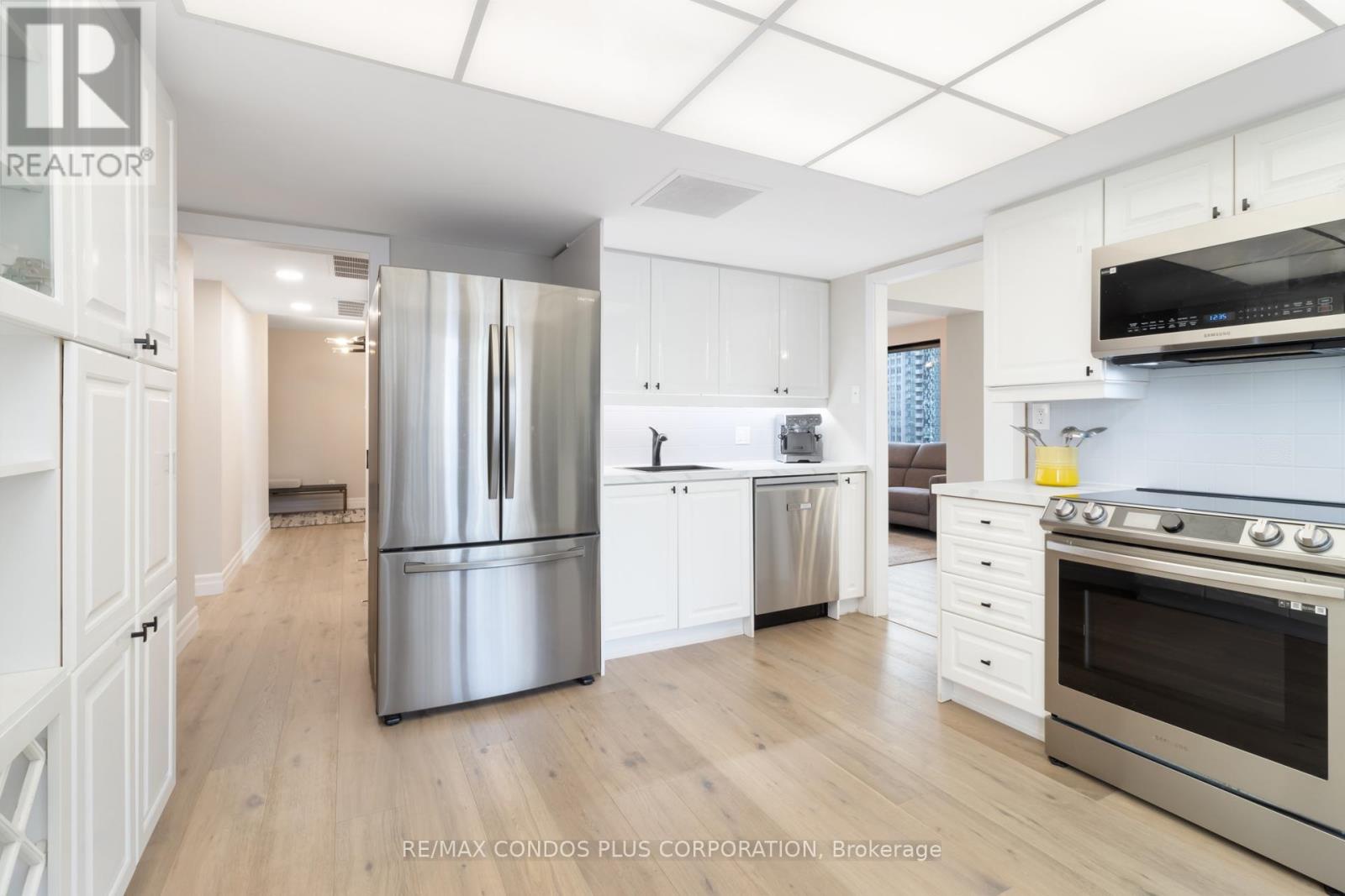 1318 - 55 Harbour Square, Toronto (waterfront Communities), Ontario