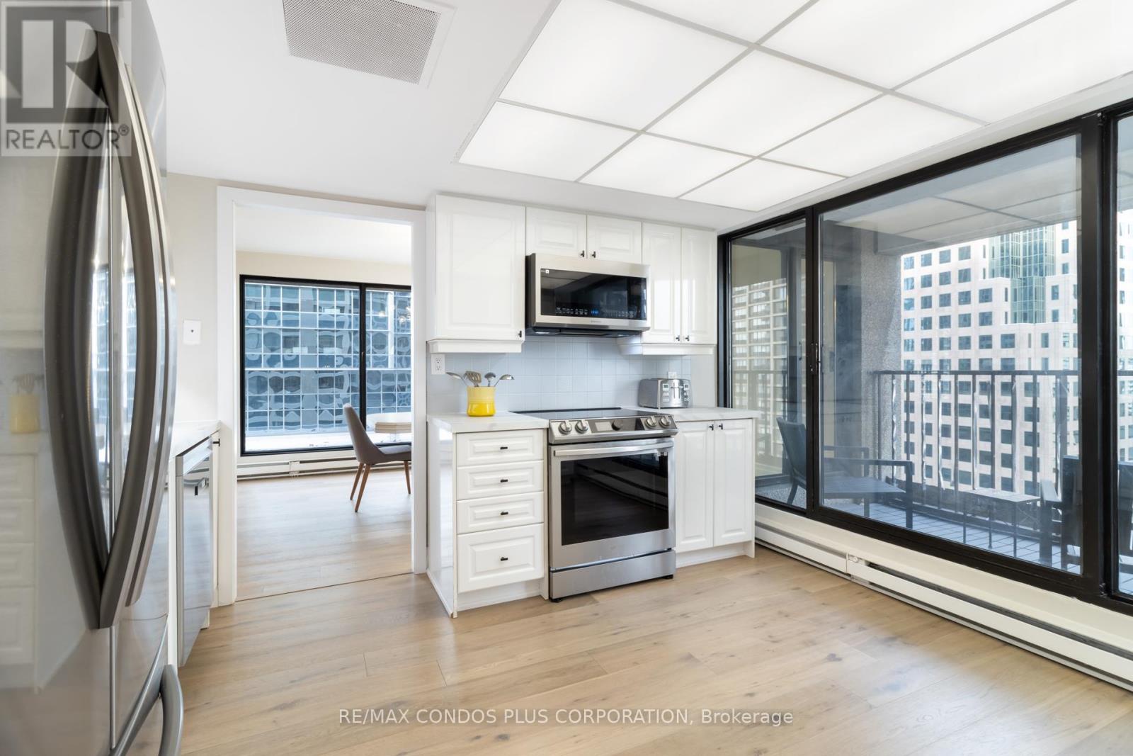 1318 - 55 Harbour Square, Toronto (waterfront Communities), Ontario