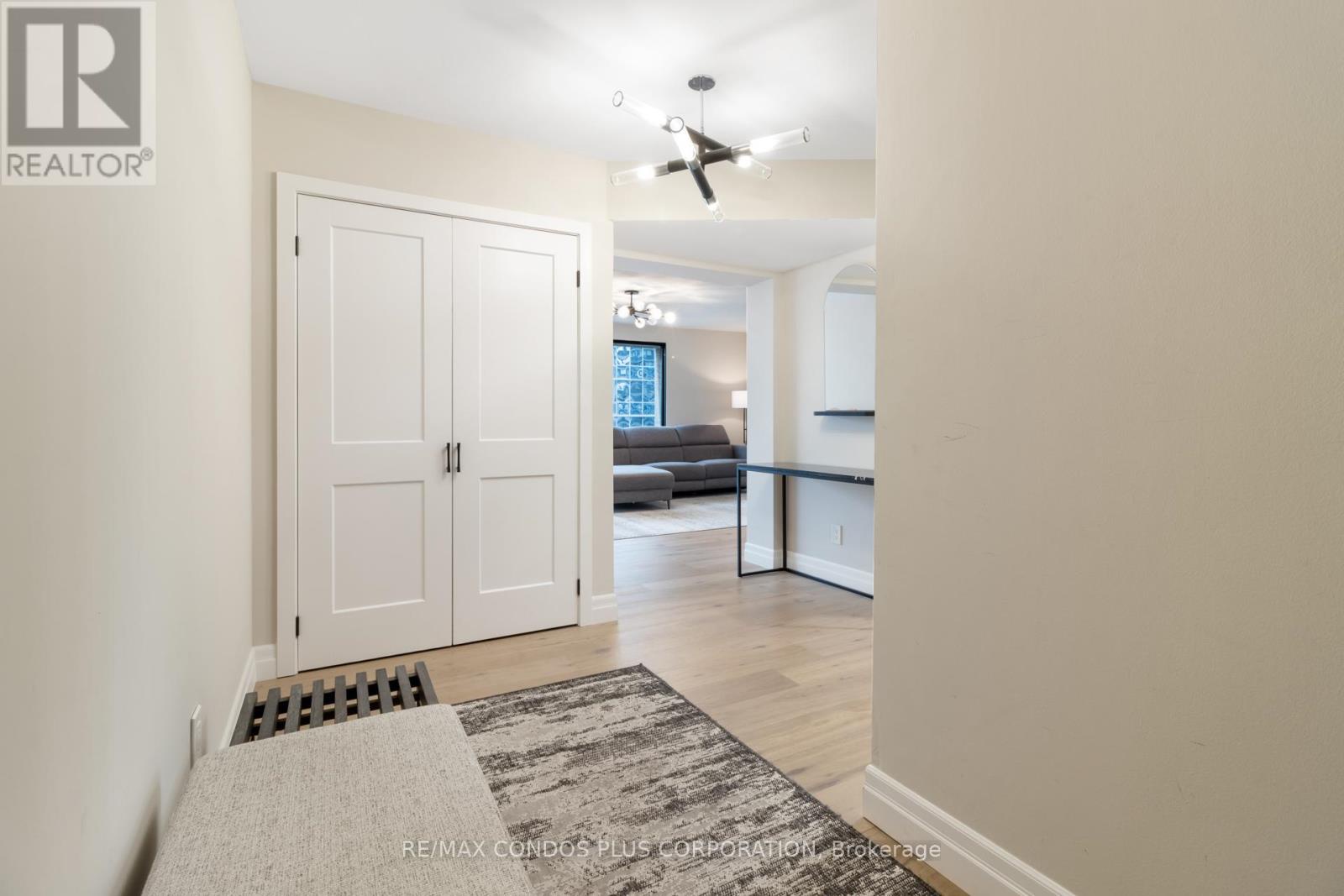 1318 - 55 Harbour Square, Toronto (waterfront Communities), Ontario