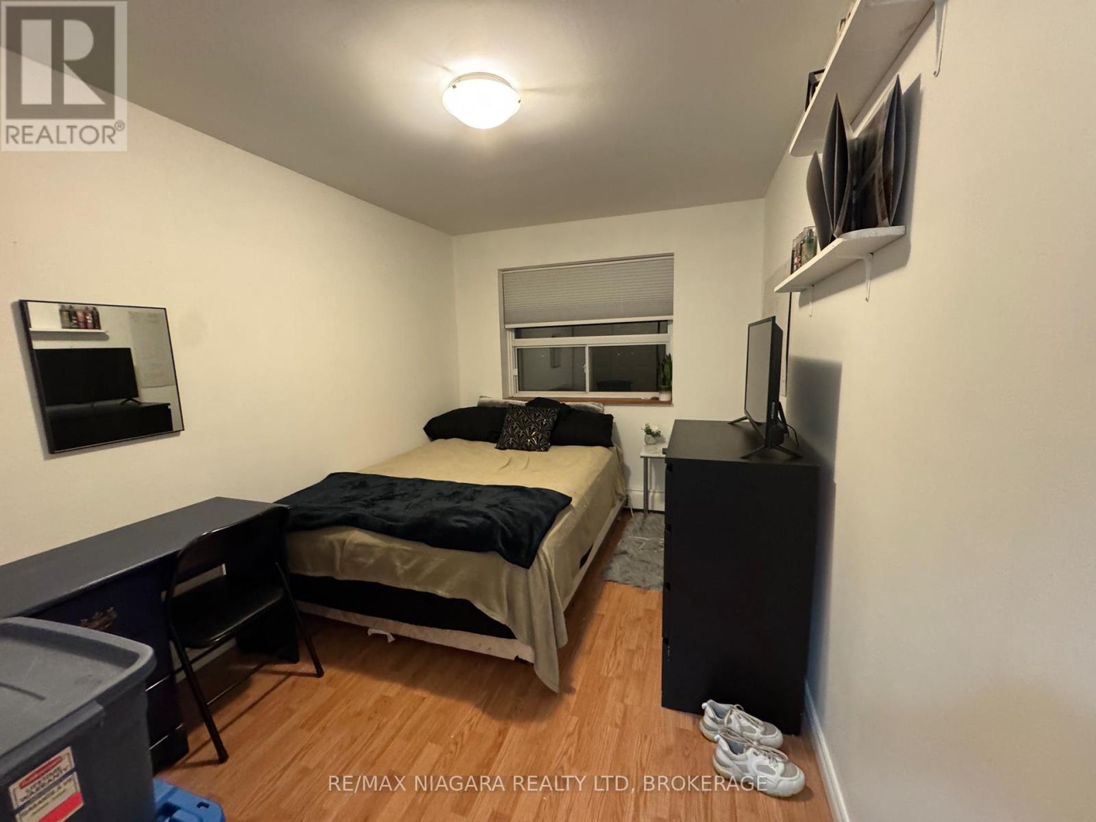 201 - 242 Oakdale Avenue, St. Catharines (oakdale), Ontario