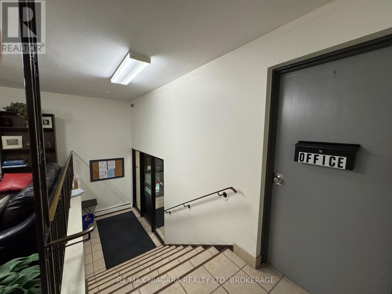 201 - 242 Oakdale Avenue, St. Catharines (oakdale), Ontario