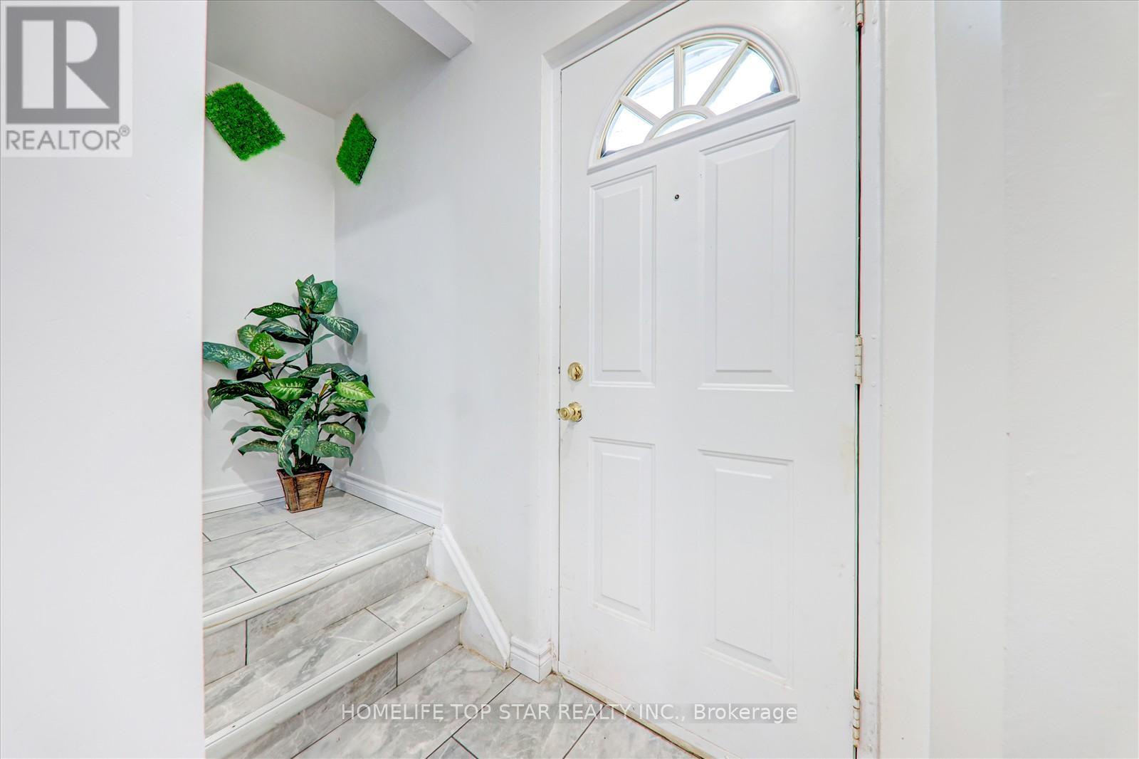 50 Chestnut Crescent, Toronto (clairlea-birchmount), Ontario