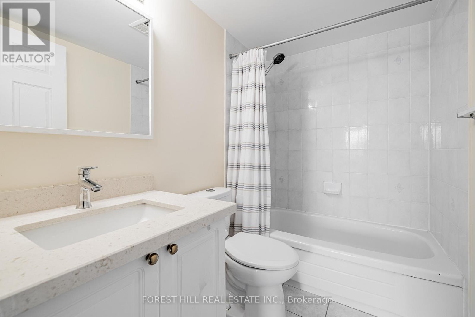 511 - 39 Pemberton Avenue, Toronto (willowdale East), Ontario