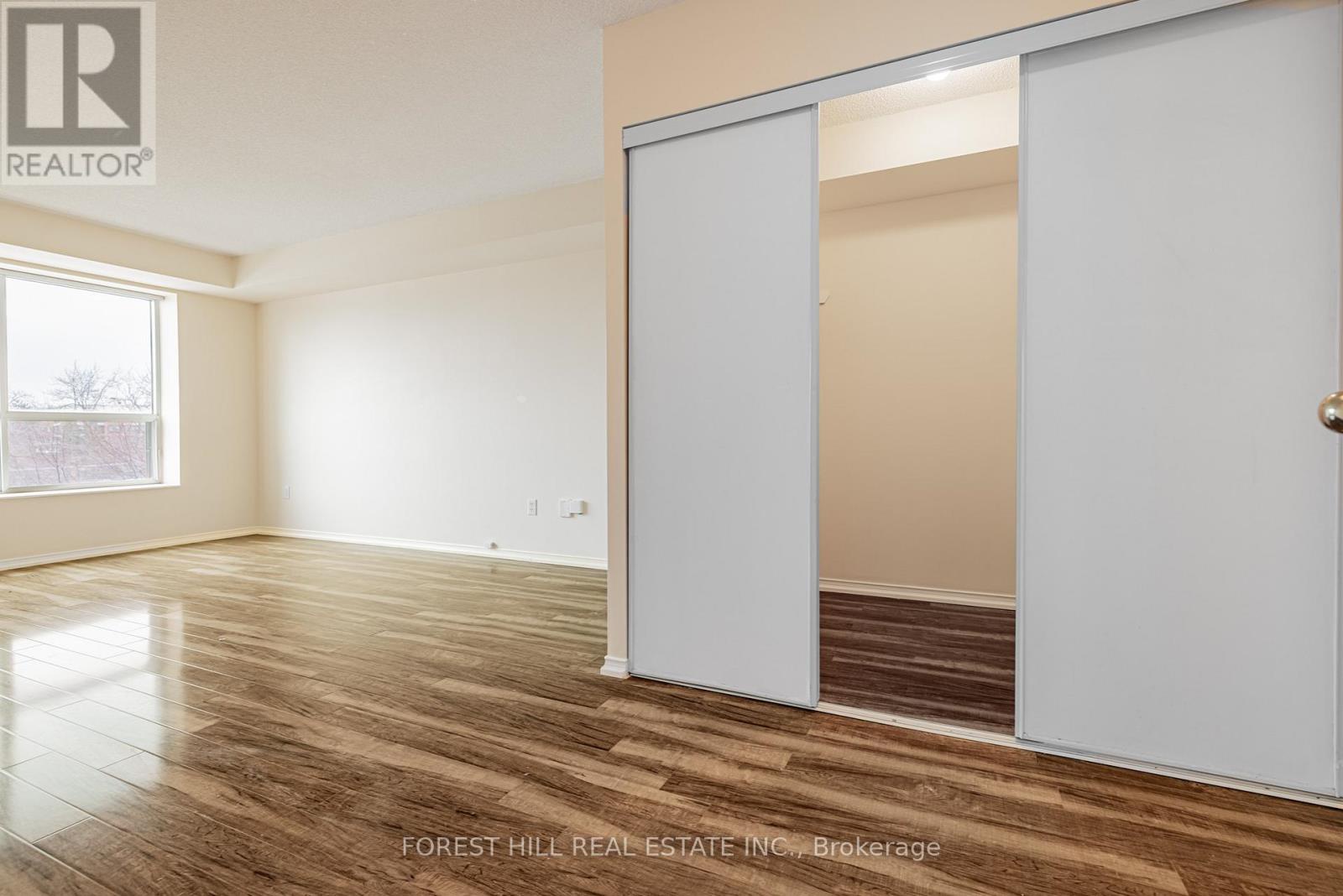 511 - 39 Pemberton Avenue, Toronto (willowdale East), Ontario