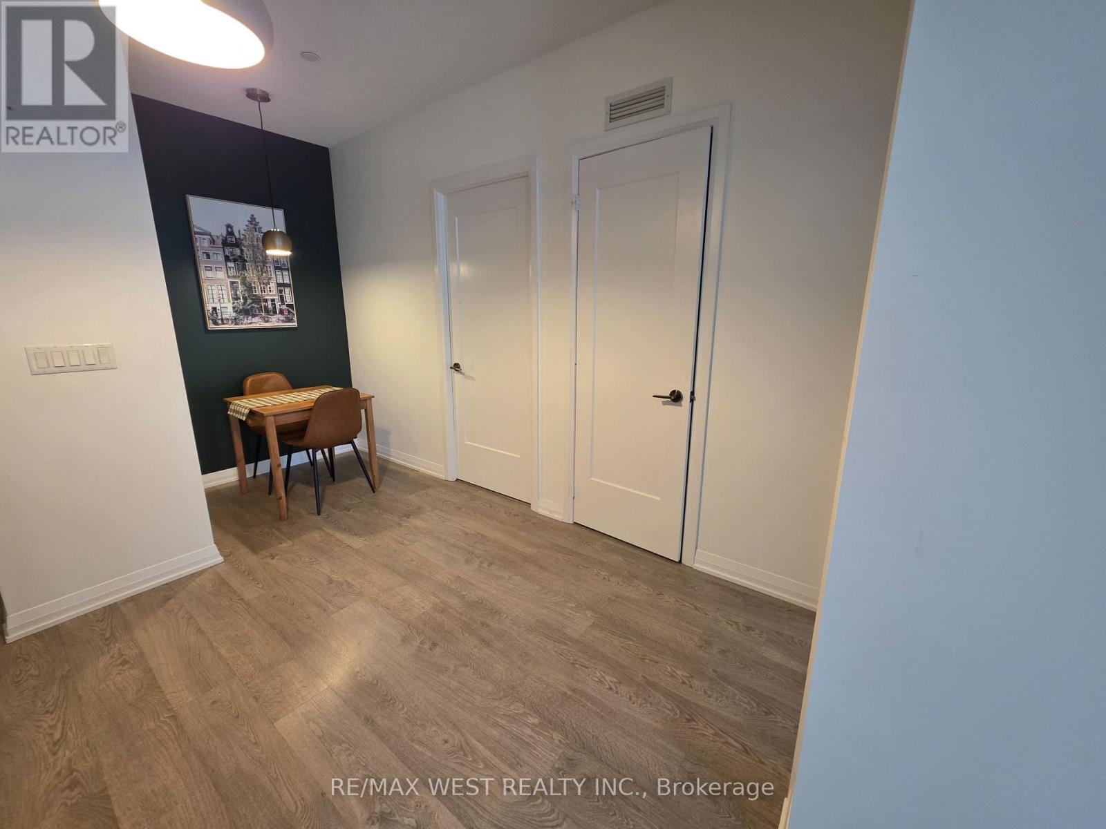 505 - 101 Erskine Avenue, Toronto (mount Pleasant West), Ontario