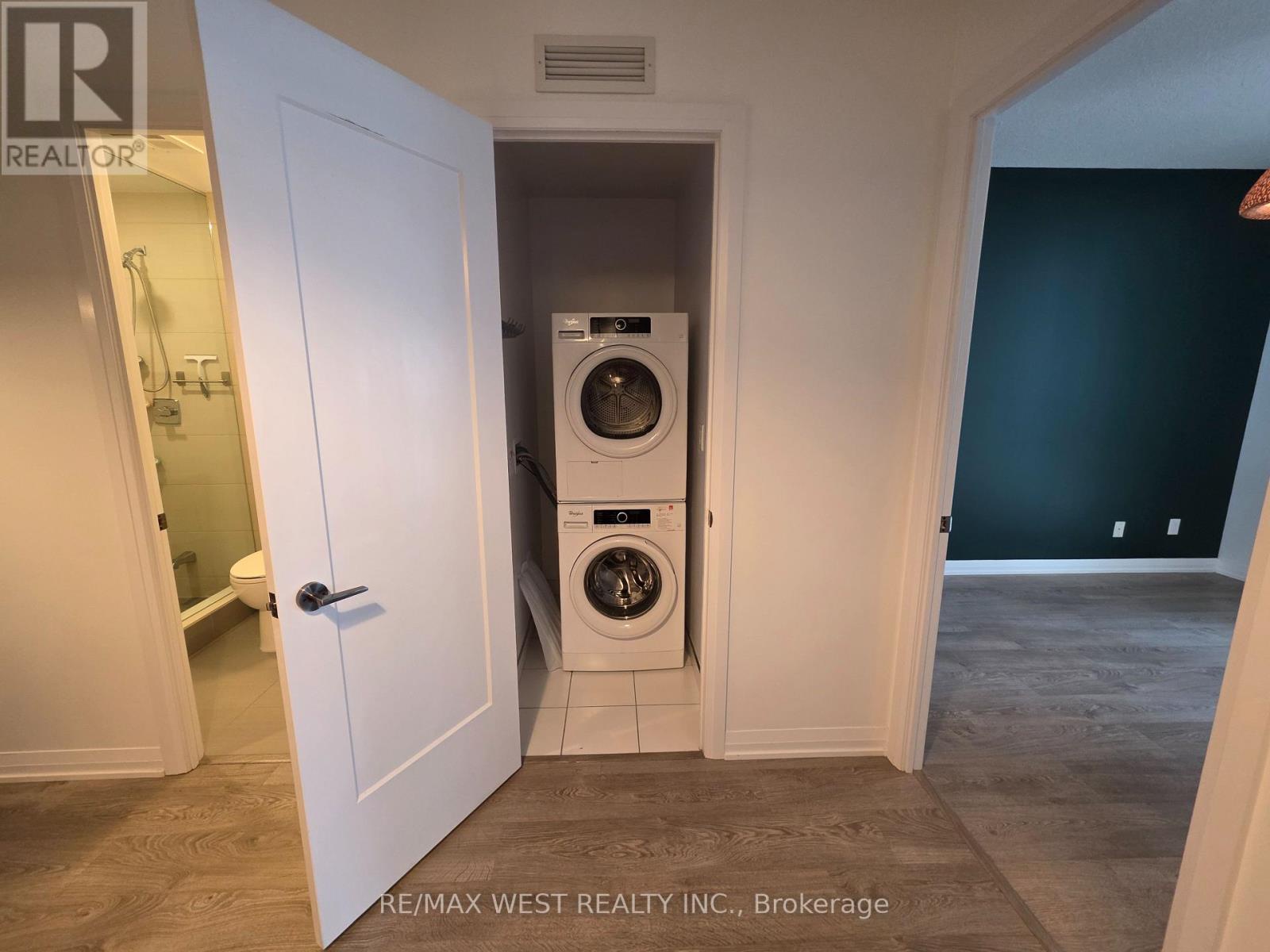 505 - 101 Erskine Avenue, Toronto (mount Pleasant West), Ontario