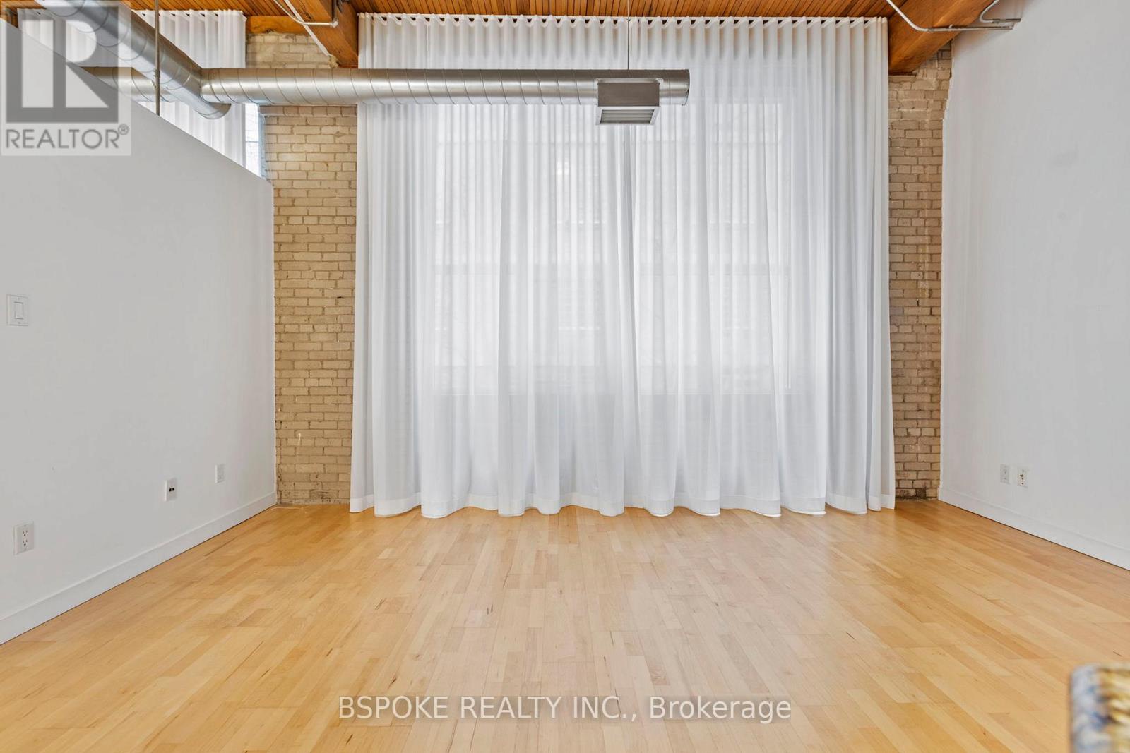 227 - 955 Queen Street W, Toronto (niagara), Ontario