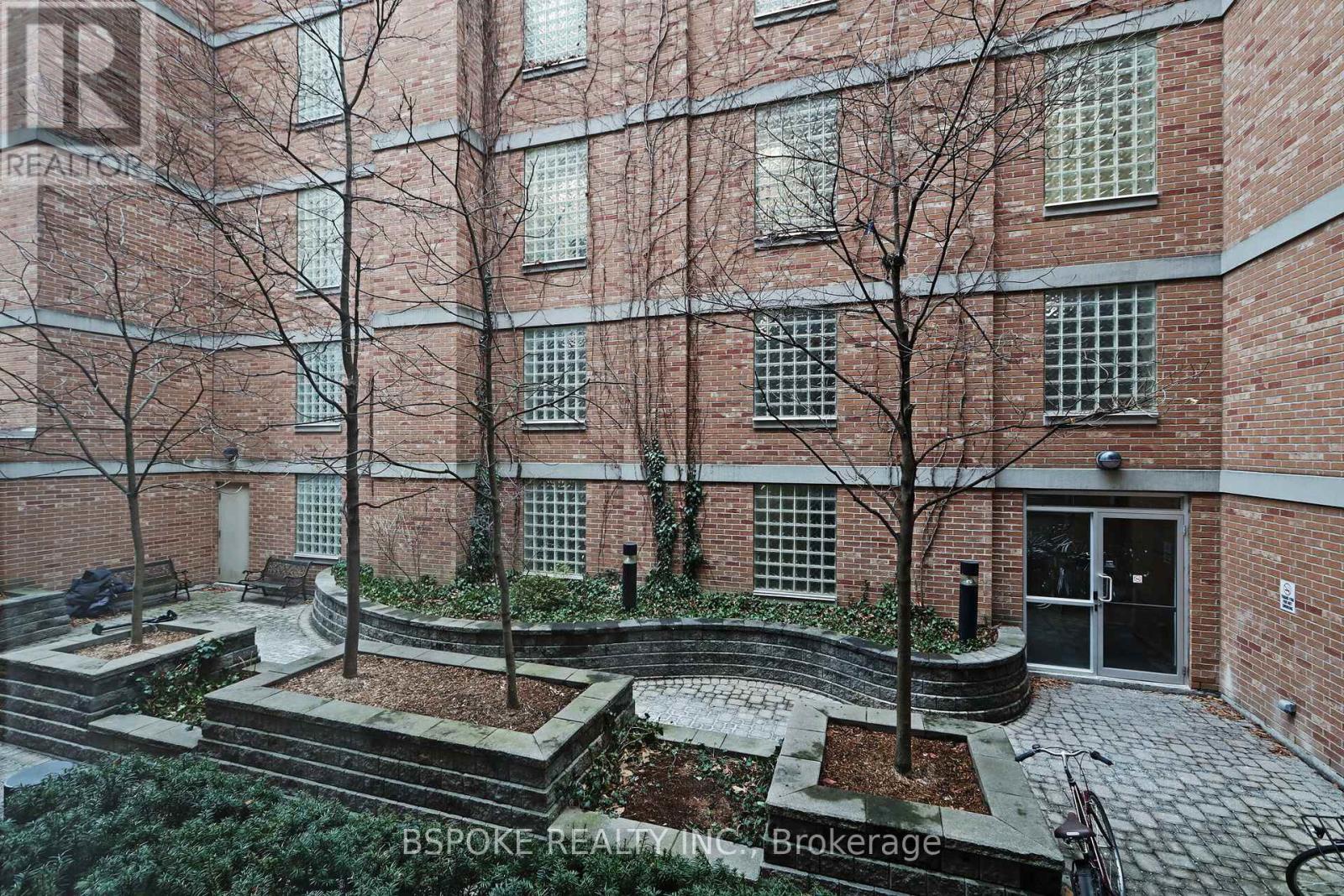 227 - 955 Queen Street W, Toronto (niagara), Ontario