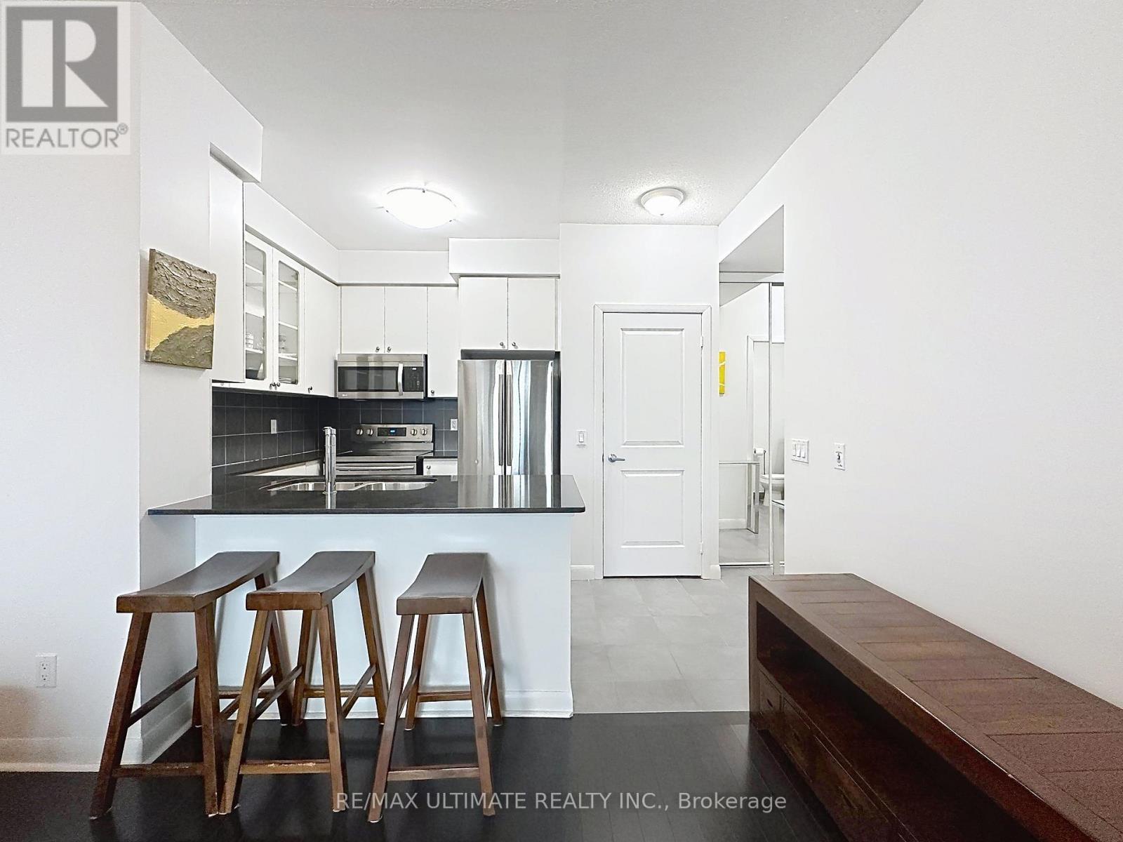 2411 - 235 Sherway Gardens Road, Toronto (islington-city Centre West), Ontario