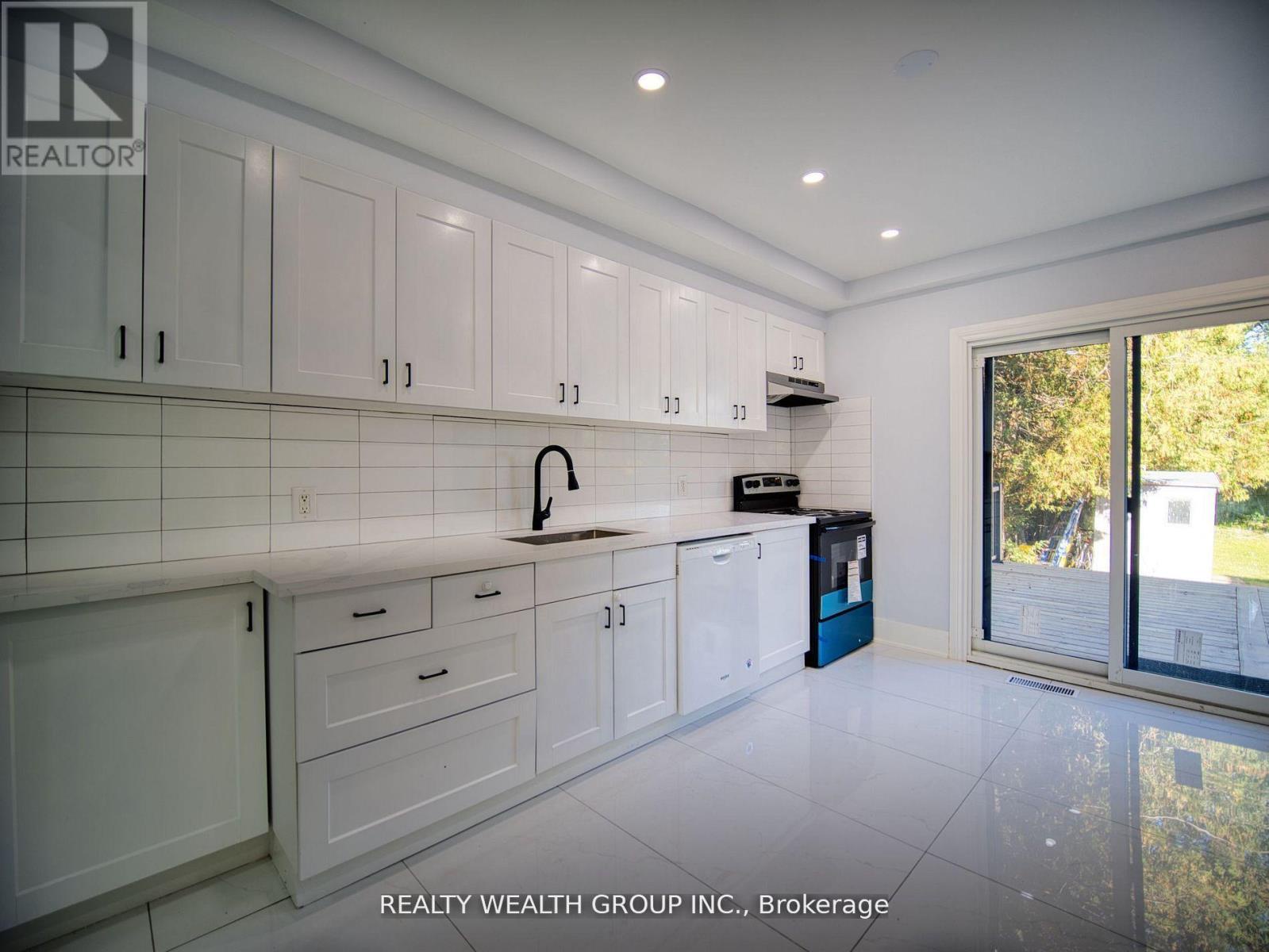 47 Preston Street, Toronto (birchcliffe-cliffside), Ontario