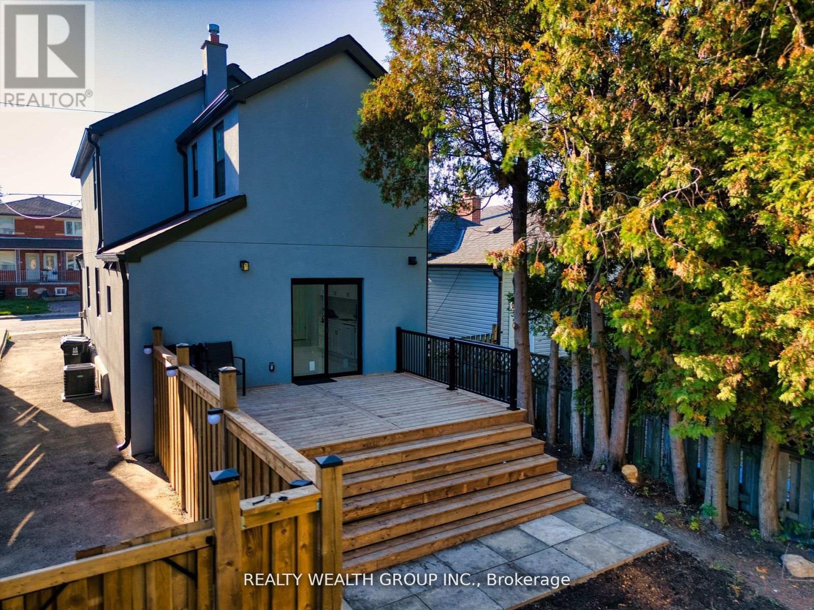 47 Preston Street, Toronto (birchcliffe-cliffside), Ontario