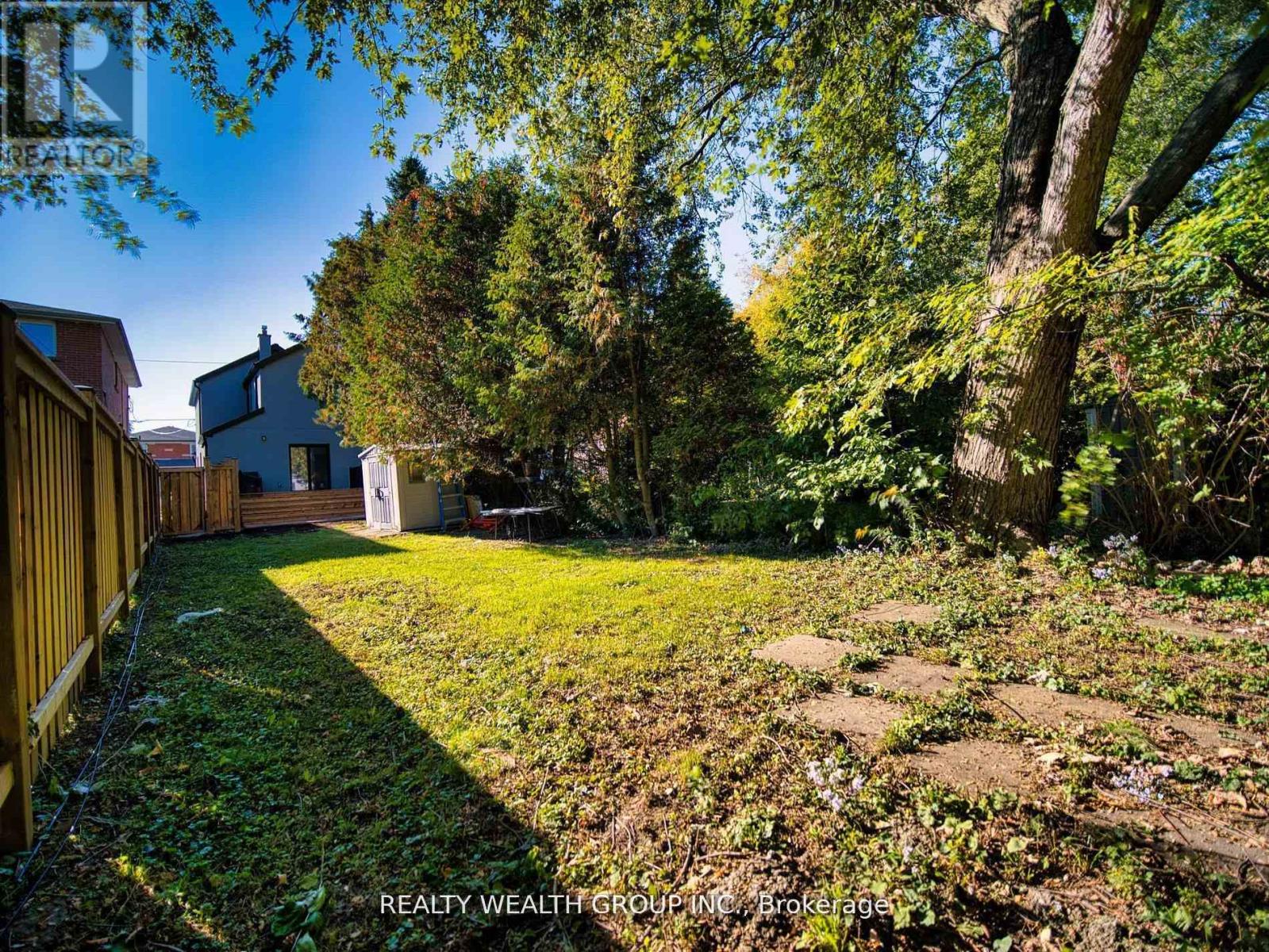 47 Preston Street, Toronto (birchcliffe-cliffside), Ontario